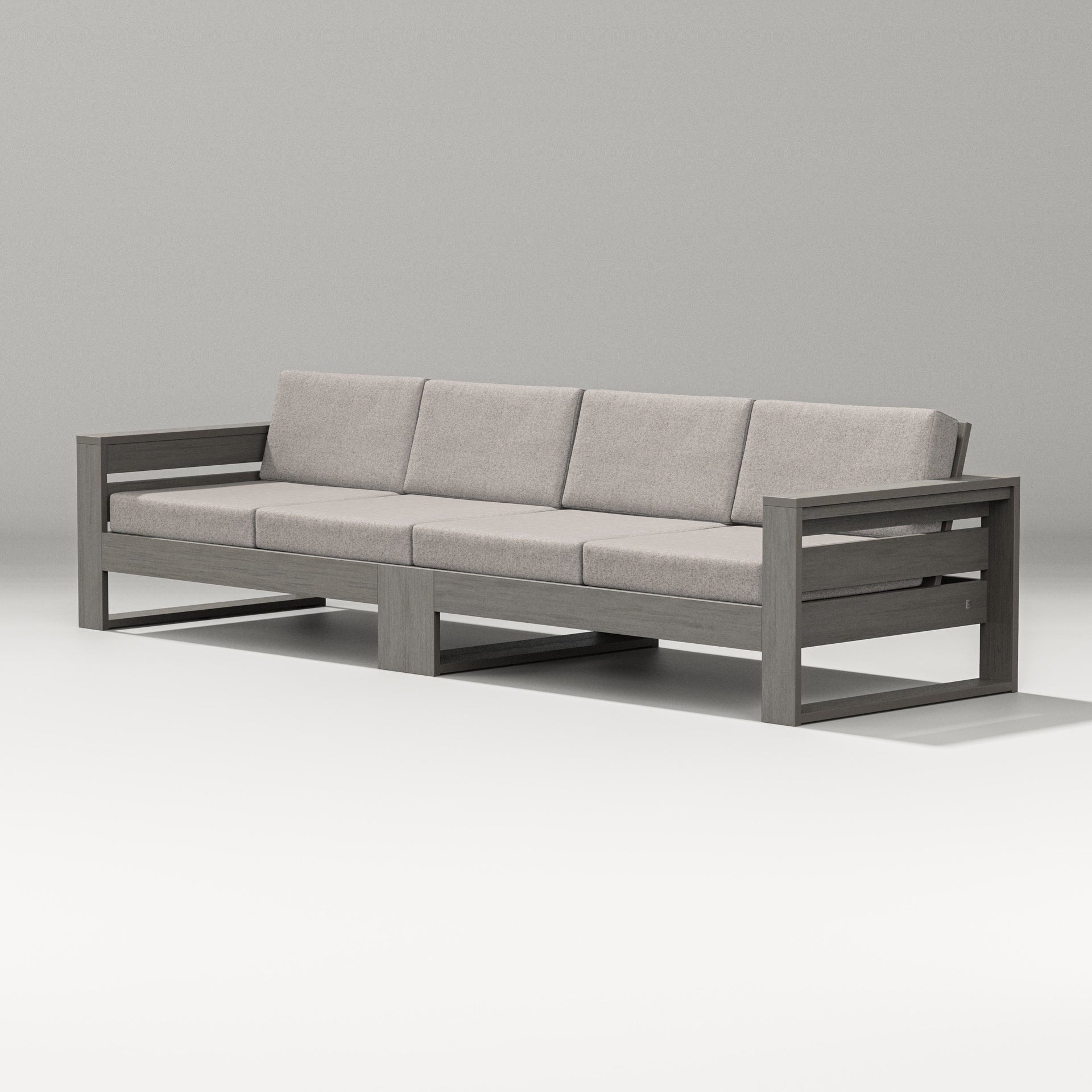 Latitude Straight Sectional