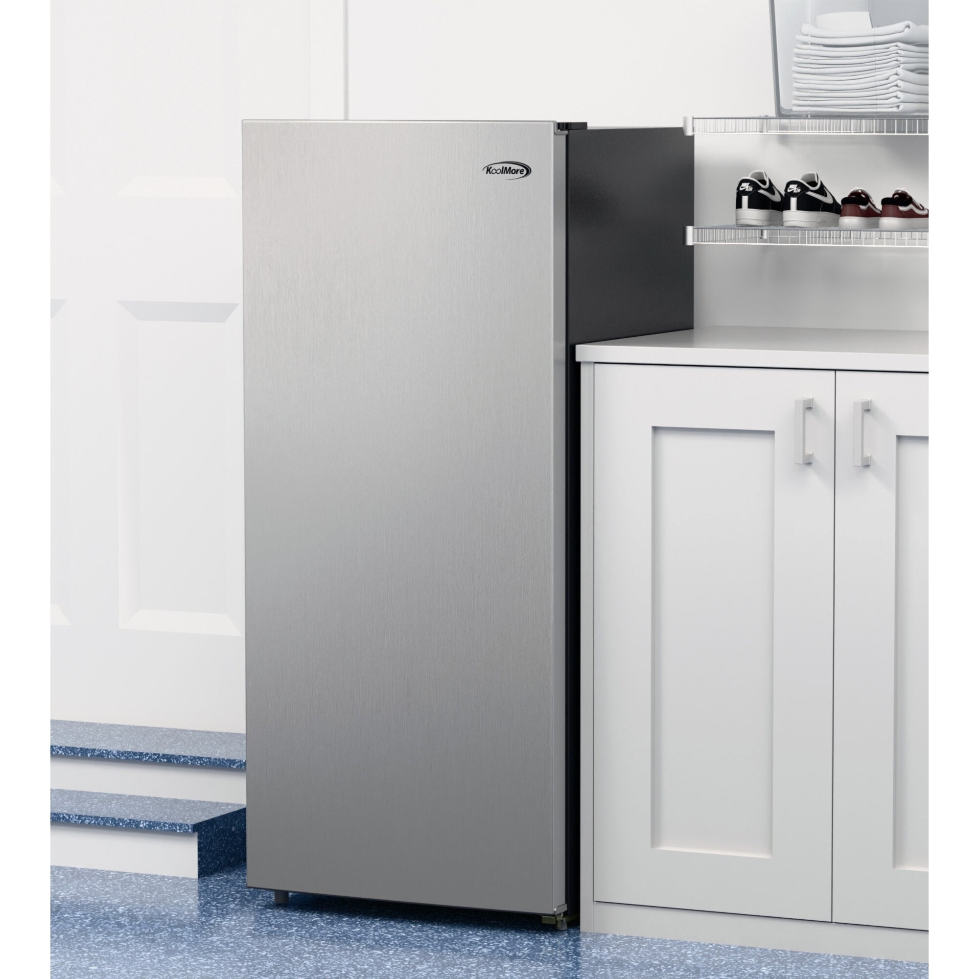 7 Cu. Ft. Garage Ready Convertible Upright Manual Defrost Freezer/Refrigerator in Stainless Steel