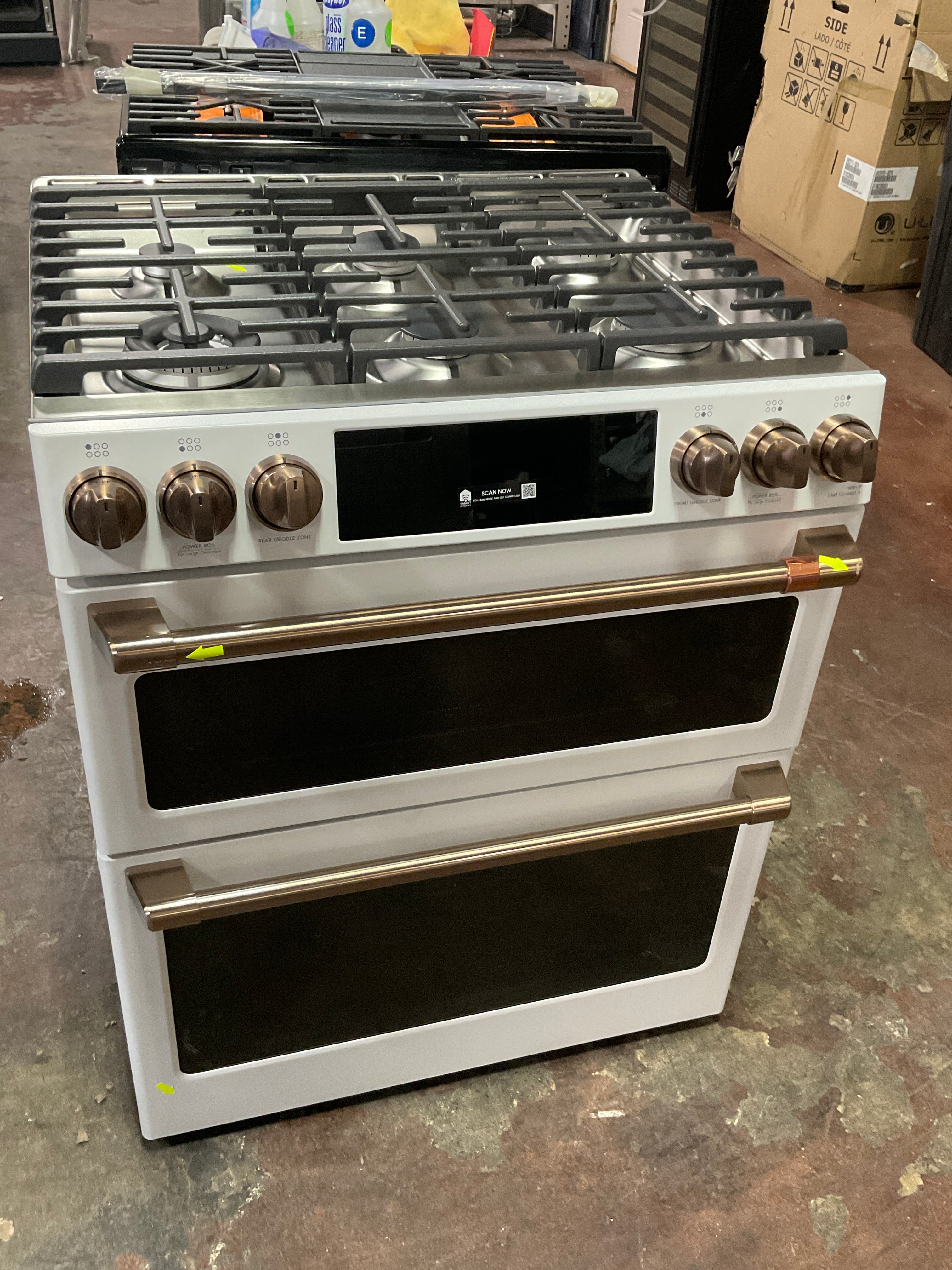 CAFÉ™ 30" Smart Slide-In, Front-Control, Gas Double-Oven Range with Convection