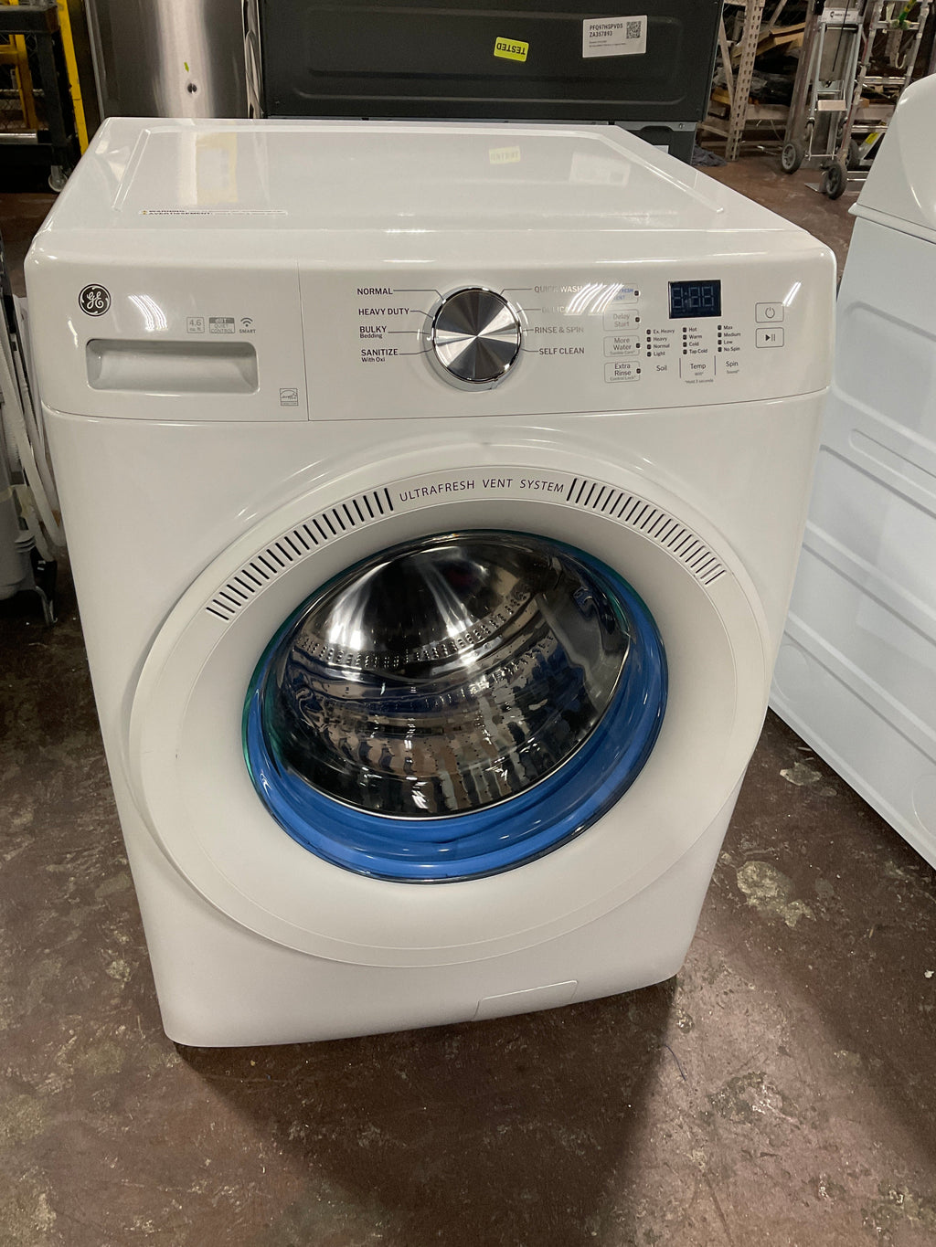 GE GE® ENERGY STAR® 4.6 cu. ft. Capacity Smart Front Load Washer with UltraFresh Vent System with OdorBlock™