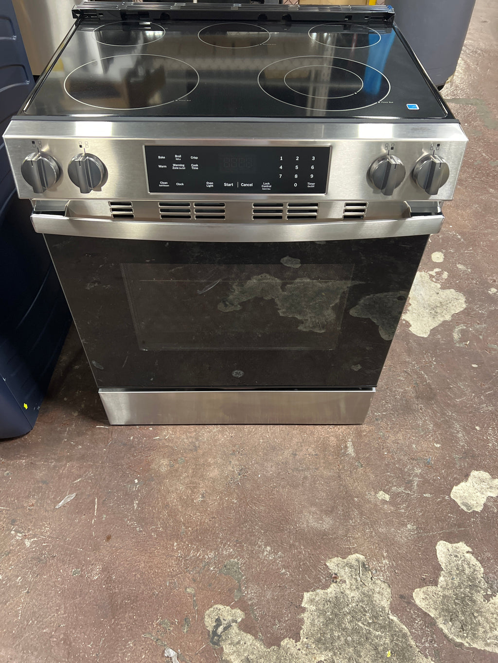 GE® ENERGY STAR® 30" Slide-In Electric Range with Crisp Mode