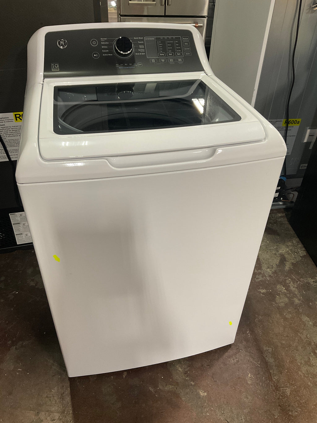 GE GE® 4.5 cu. ft. Capacity Washer with Water Level Control