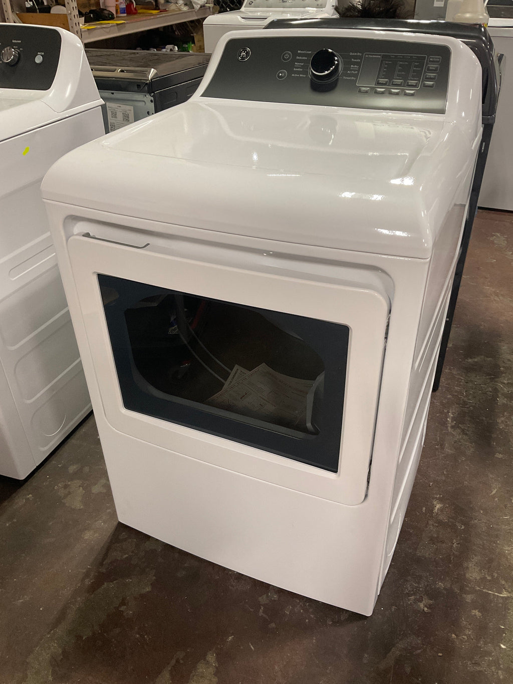 GE GE® 7.4 cu. ft. Capacity Electric Dryer with Up To 120 ft. Venting and Sensor Dry