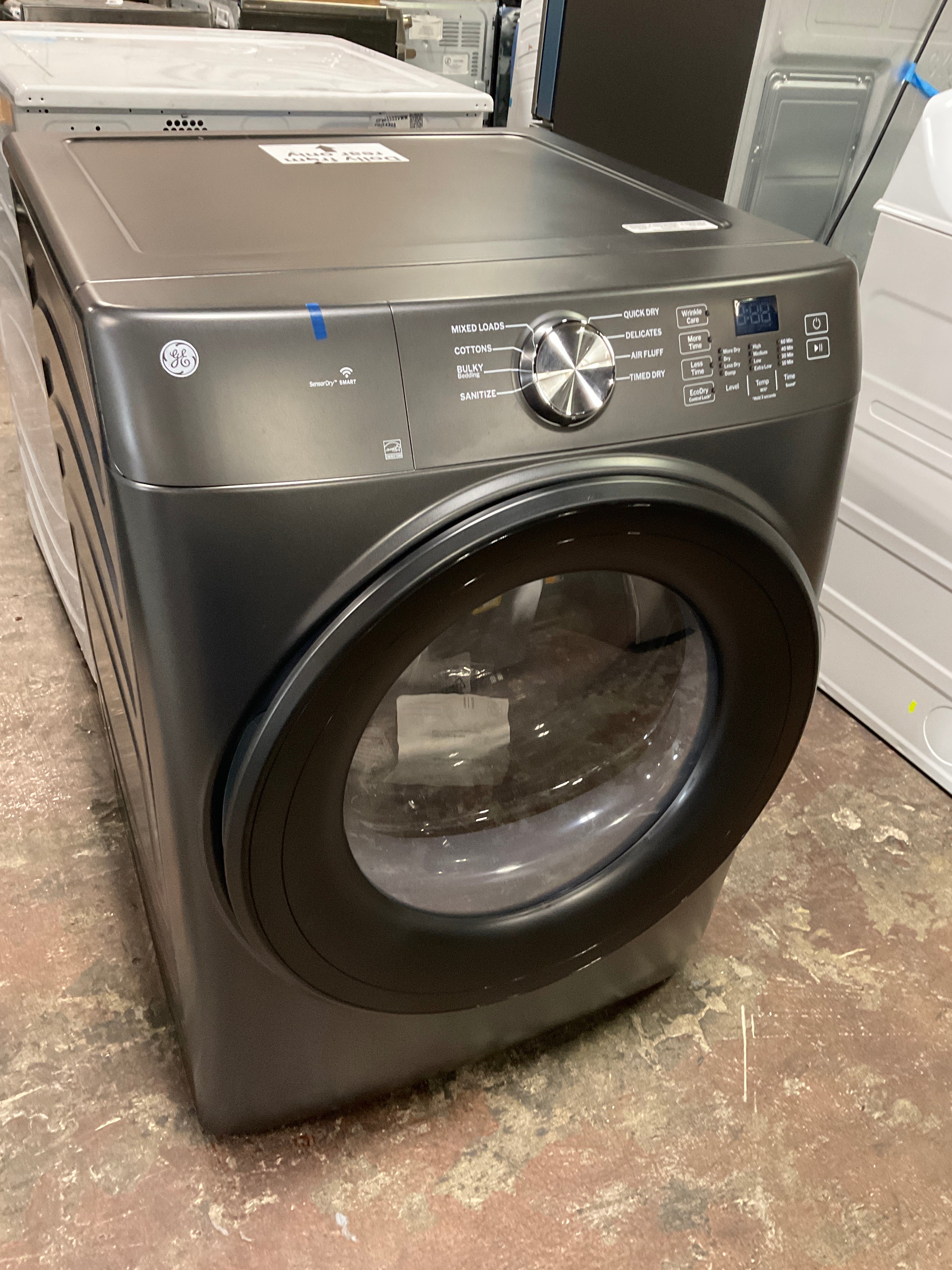 GE® ENERGY STAR® 7.8 cu. ft. Capacity Smart Front Load Electric Dryer