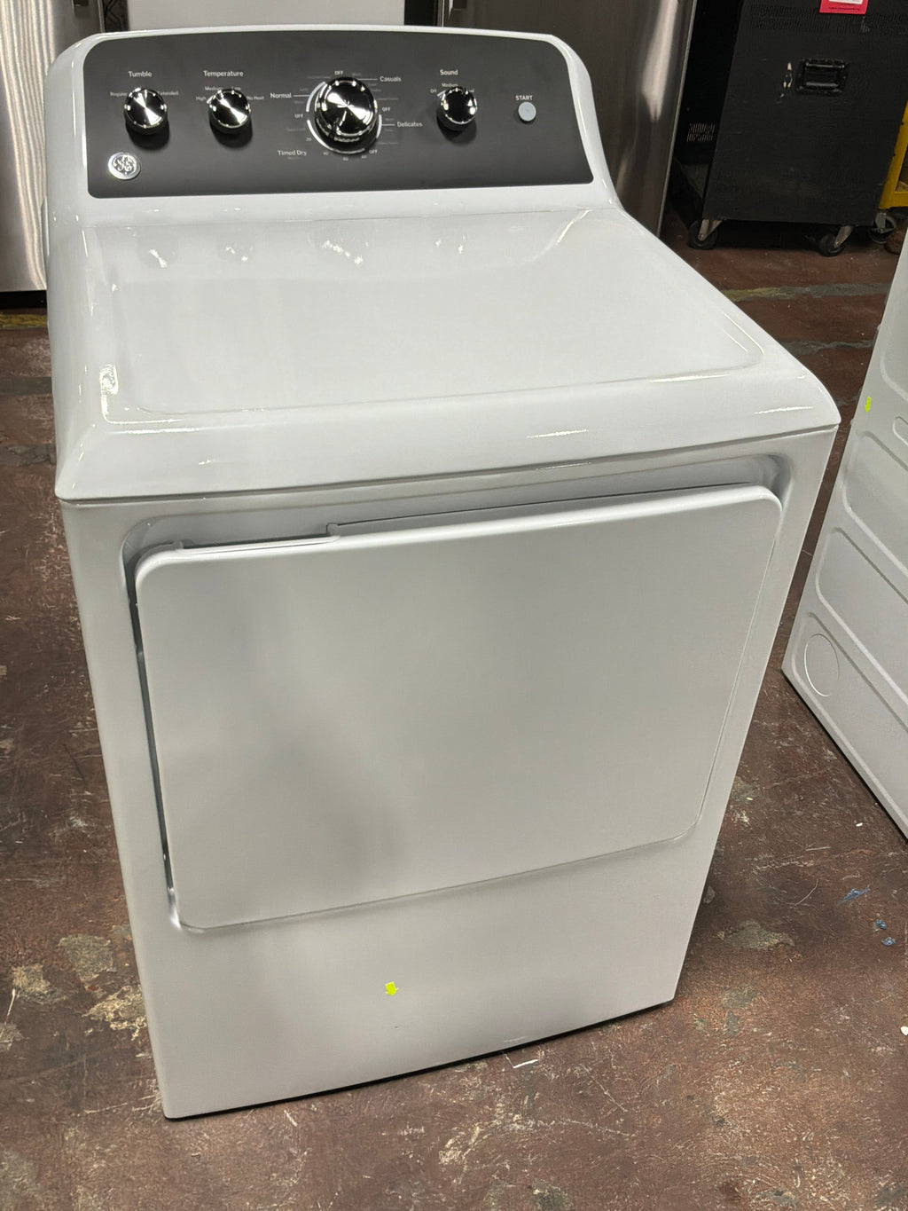 GE GE® 7.2 cu. ft. Capacity Electric Dryer with Up To 120 ft. Venting and Extended Tumble