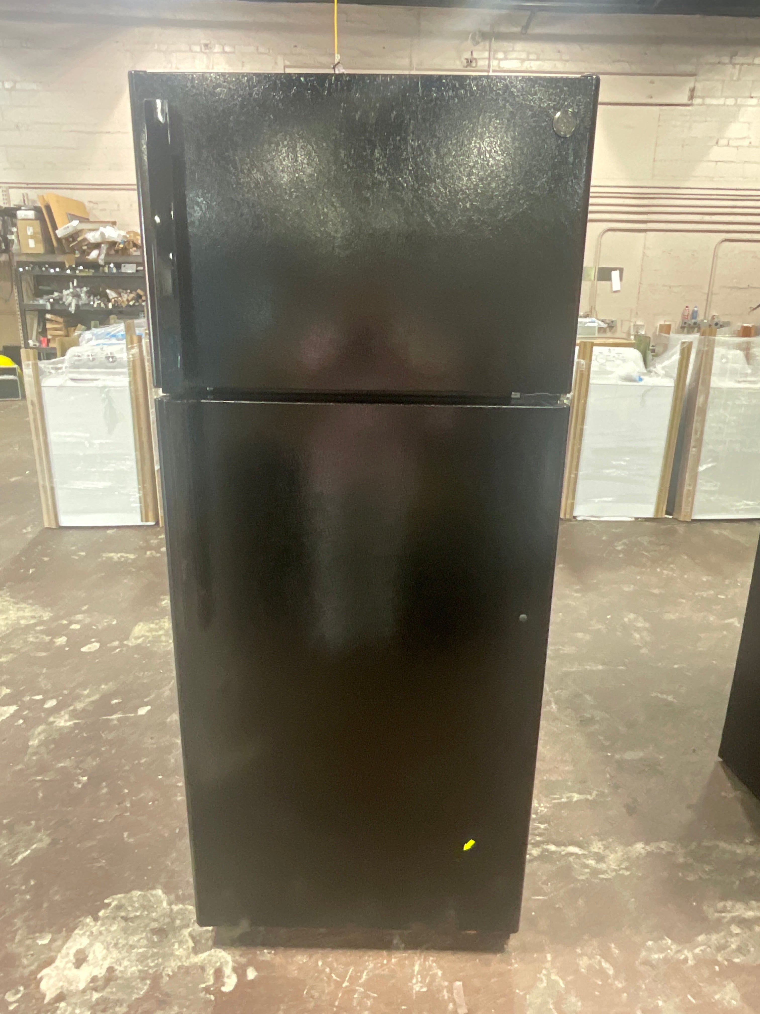 GE® ENERGY STAR® 17.5 Cu. Ft. Top-Freezer Refrigerator