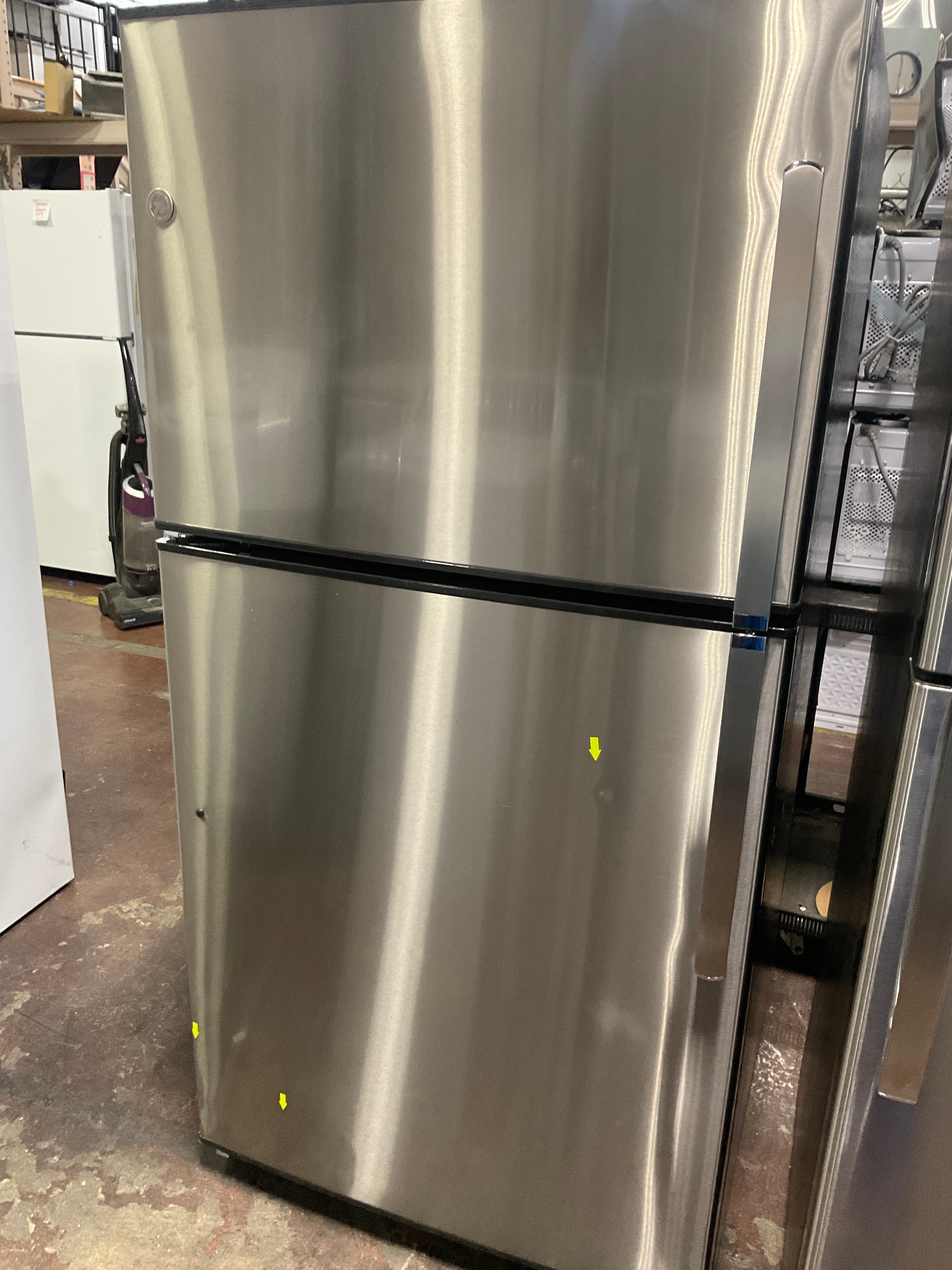 GE® ENERGY STAR® 21.1 Cu. Ft. Top-Freezer Refrigerator