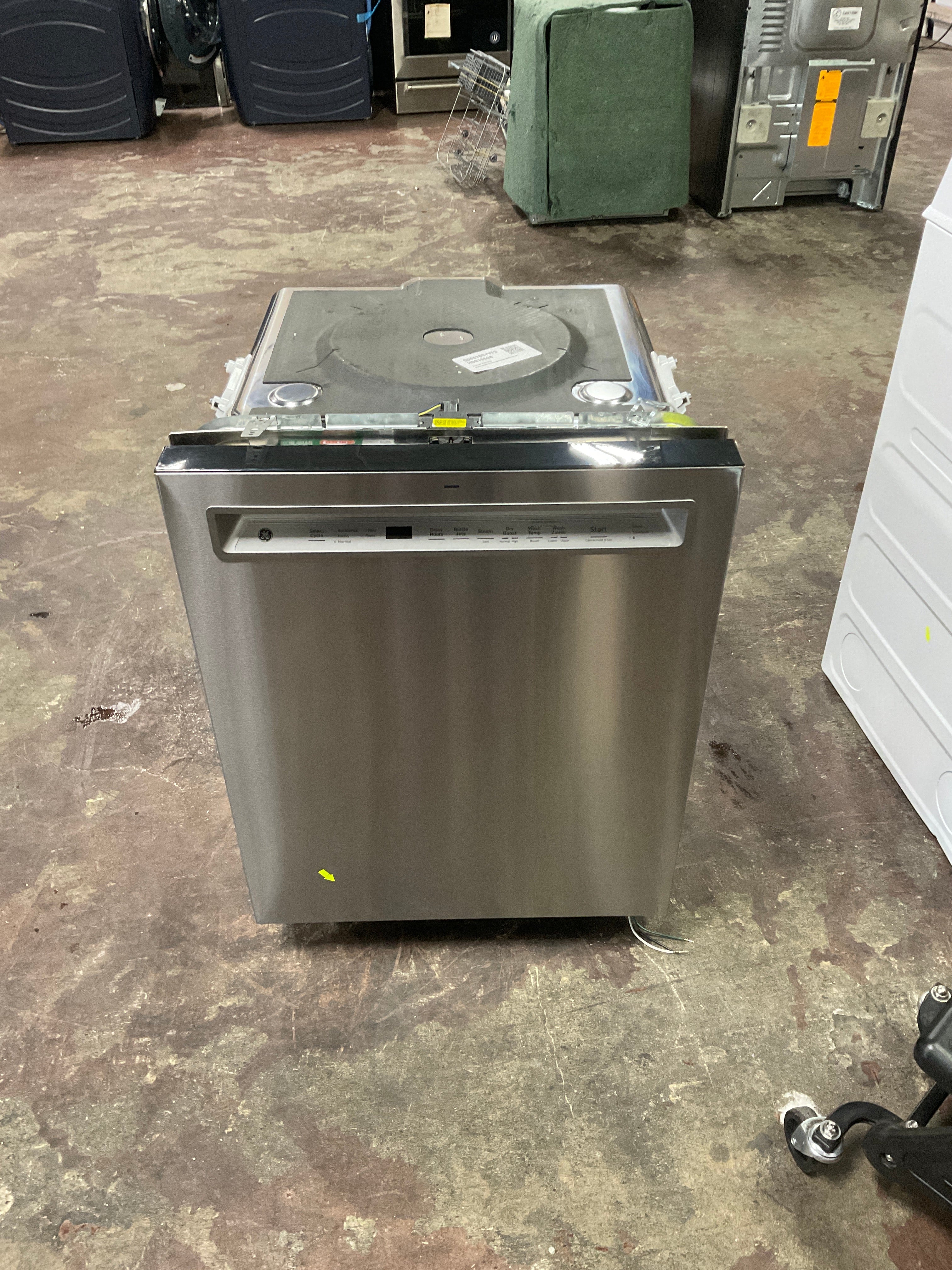 GE GE® ENERGY STAR® Fingerprint Resistant Front Control with Stainless Steel Interior Dishwasher with Sanitize Cycle