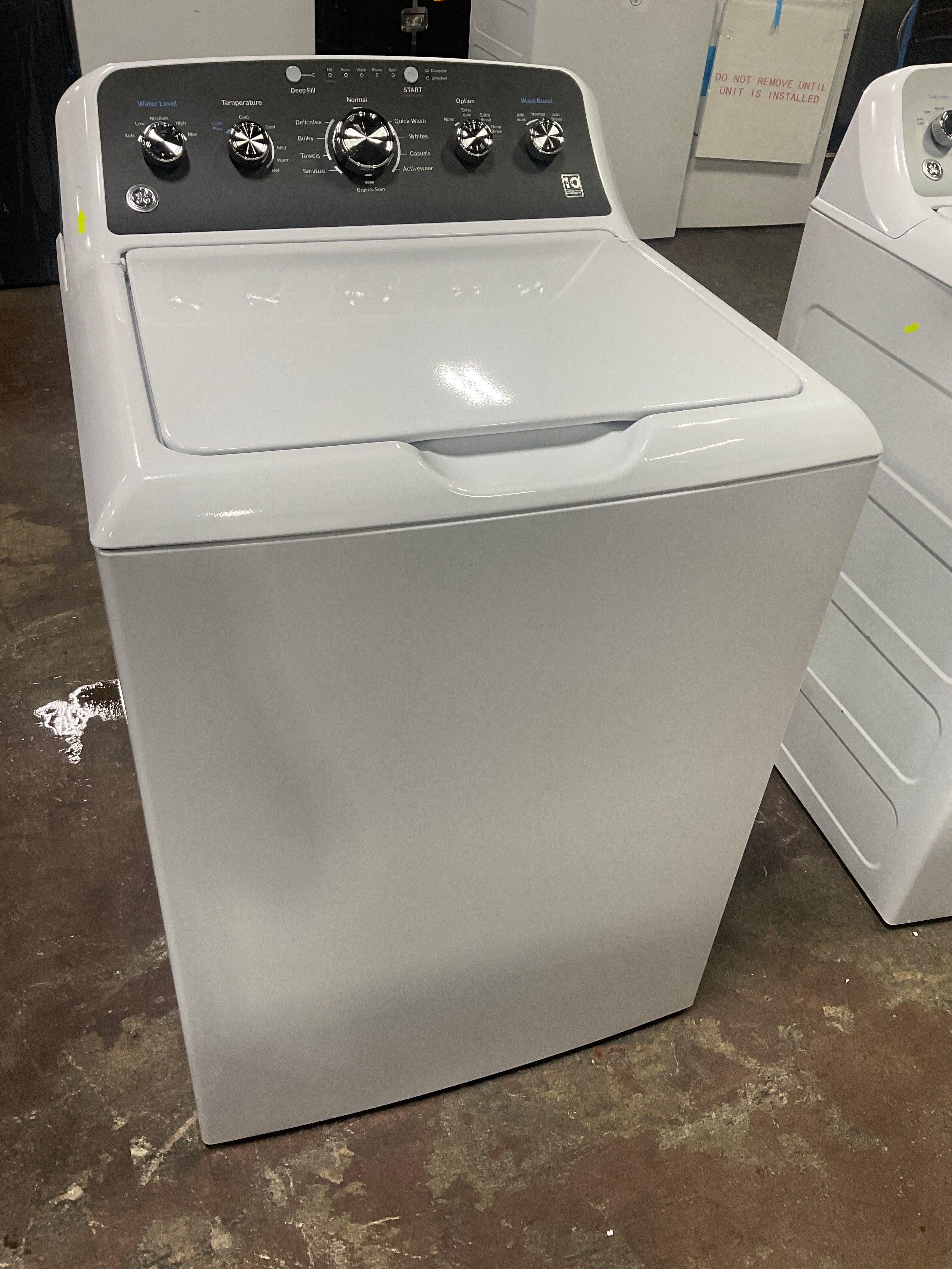 GE GE® 4.5 cu. ft. Capacity Washer with Stainless Steel Basket, Cold Plus and Wash Boost