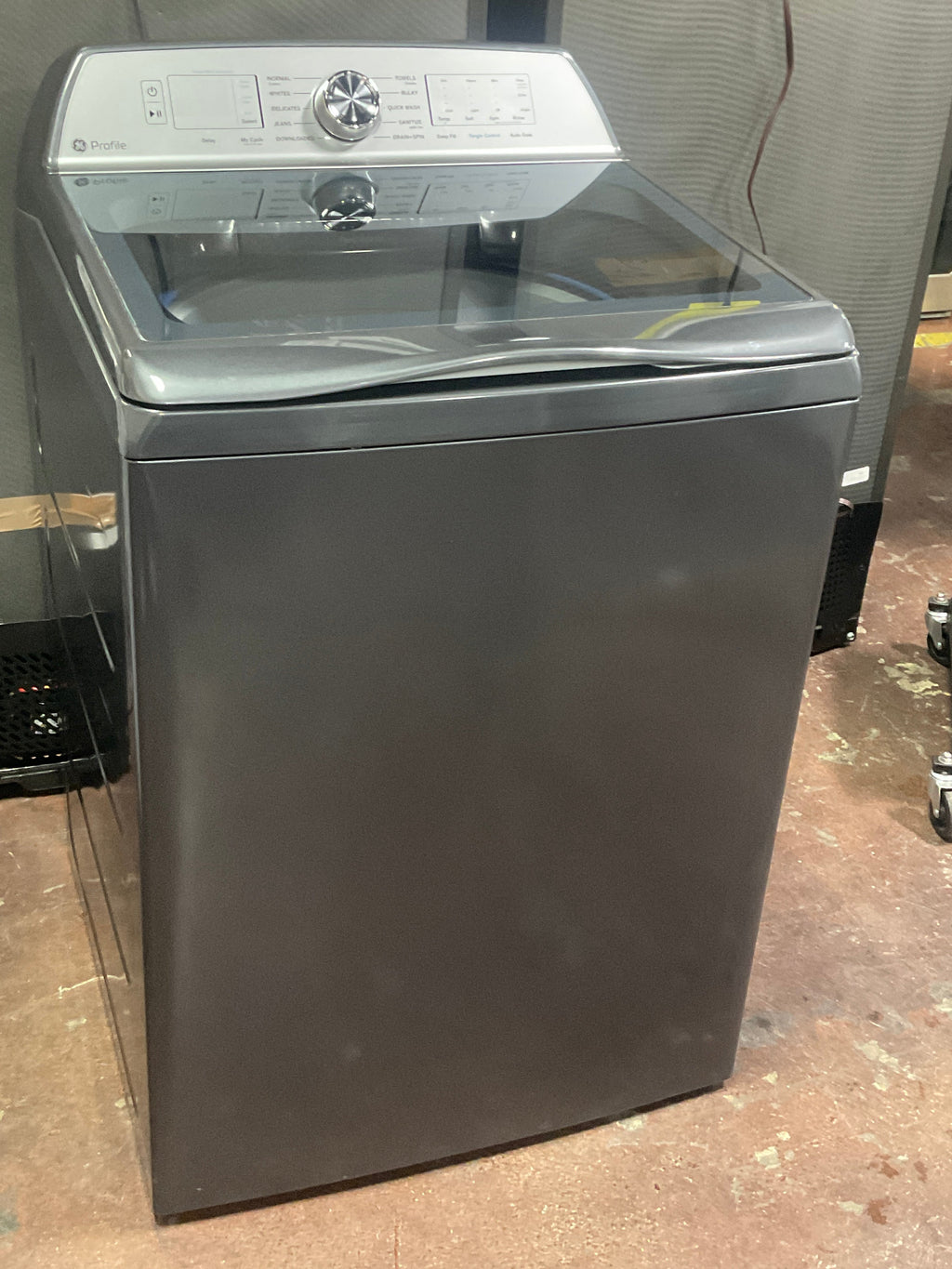 GE Profile™ ENERGY STAR® 5.0 cu. ft. Capacity Washer with Smarter Wash Technology and FlexDispense™