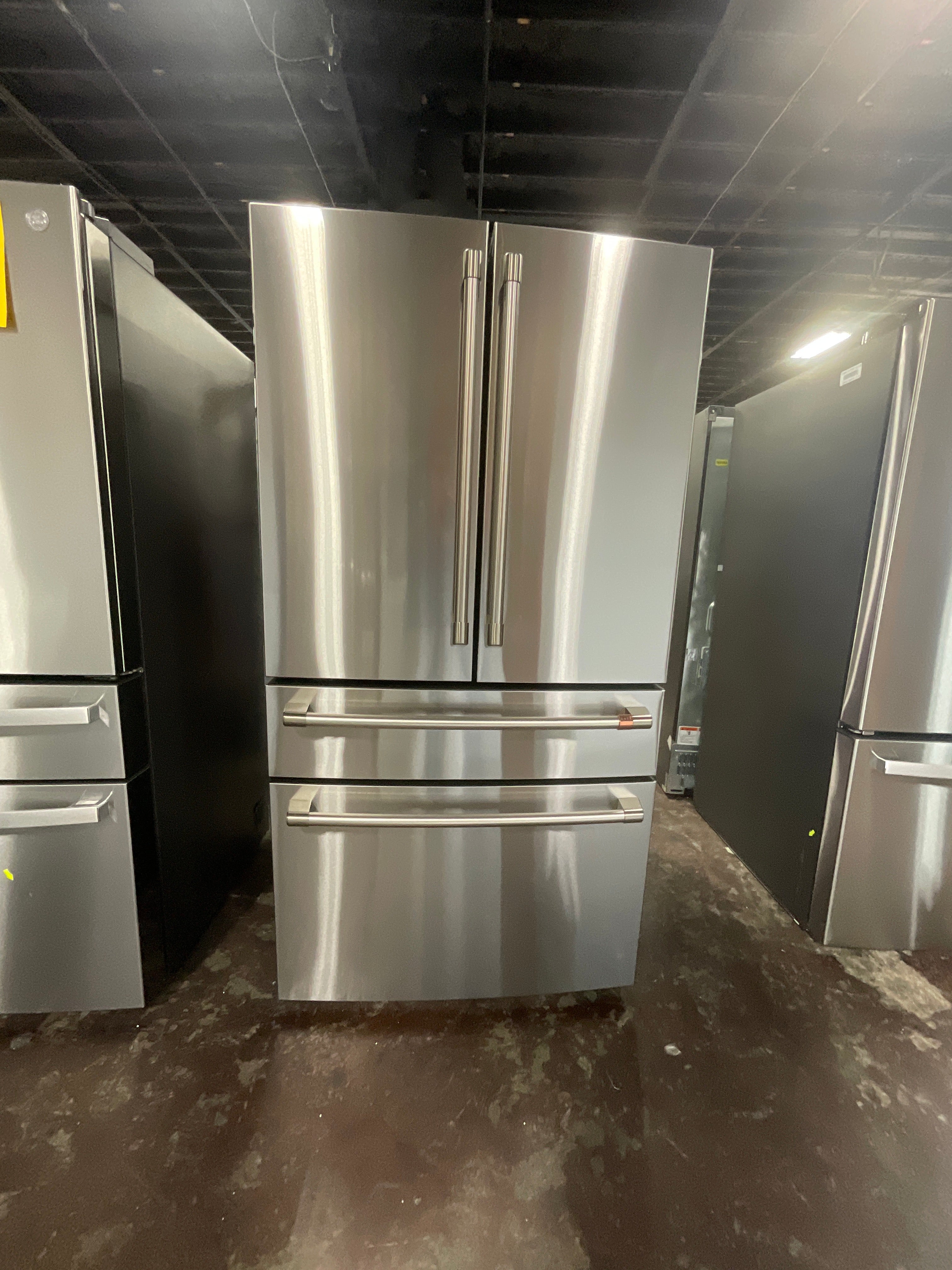 CAFÉ™ ENERGY STAR® 28.7 Cu. Ft. Smart 4-Door French-Door Refrigerator With Dual-Dispense AutoFill Pitcher