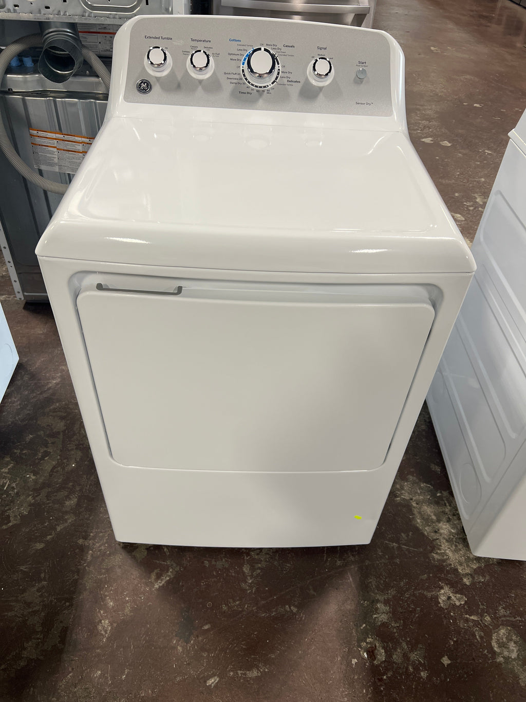 GE GE® 7.2 cu. ft. Capacity aluminized alloy drum Electric Dryer with Sensor Dry