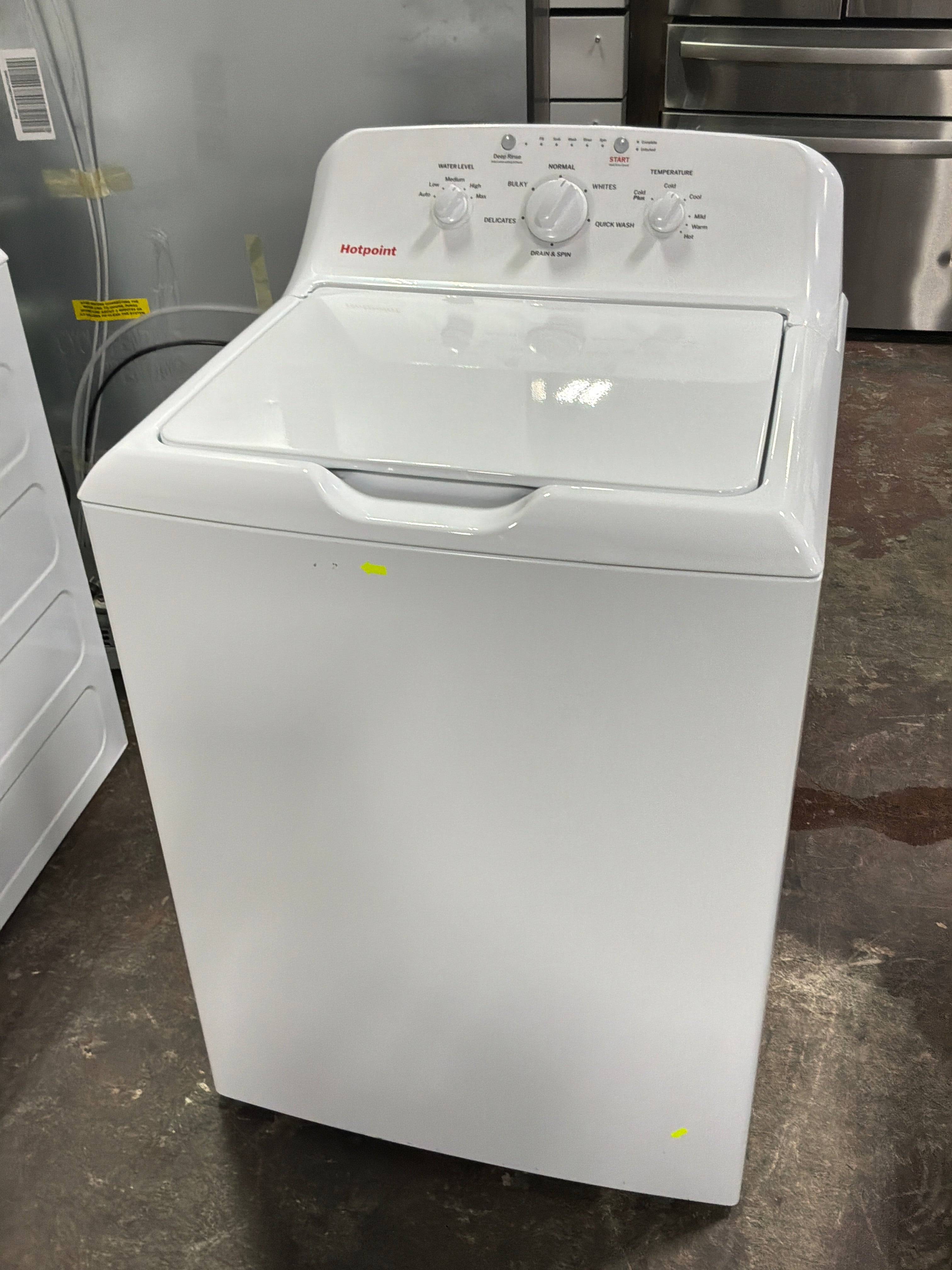 Hotpoint® 4.0 cu. ft. Capacity Washer with Stainless Steel Basket,Cold Plus and Water Level Control