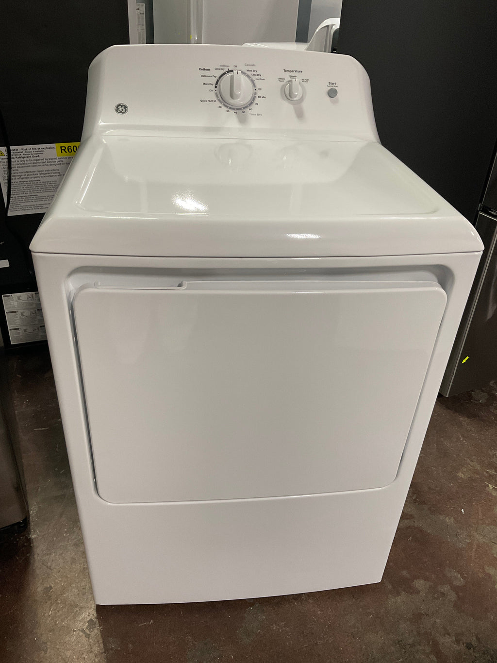GE 6.2 cu. ft. Capacity Electric Dryer with Up To 120 ft. Venting and Shallow Depth