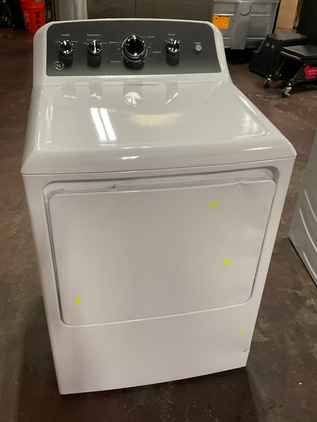 GE GE® 7.2 cu. ft. Capacity Electric Dryer with Up To 120 ft. Venting and Extended Tumble