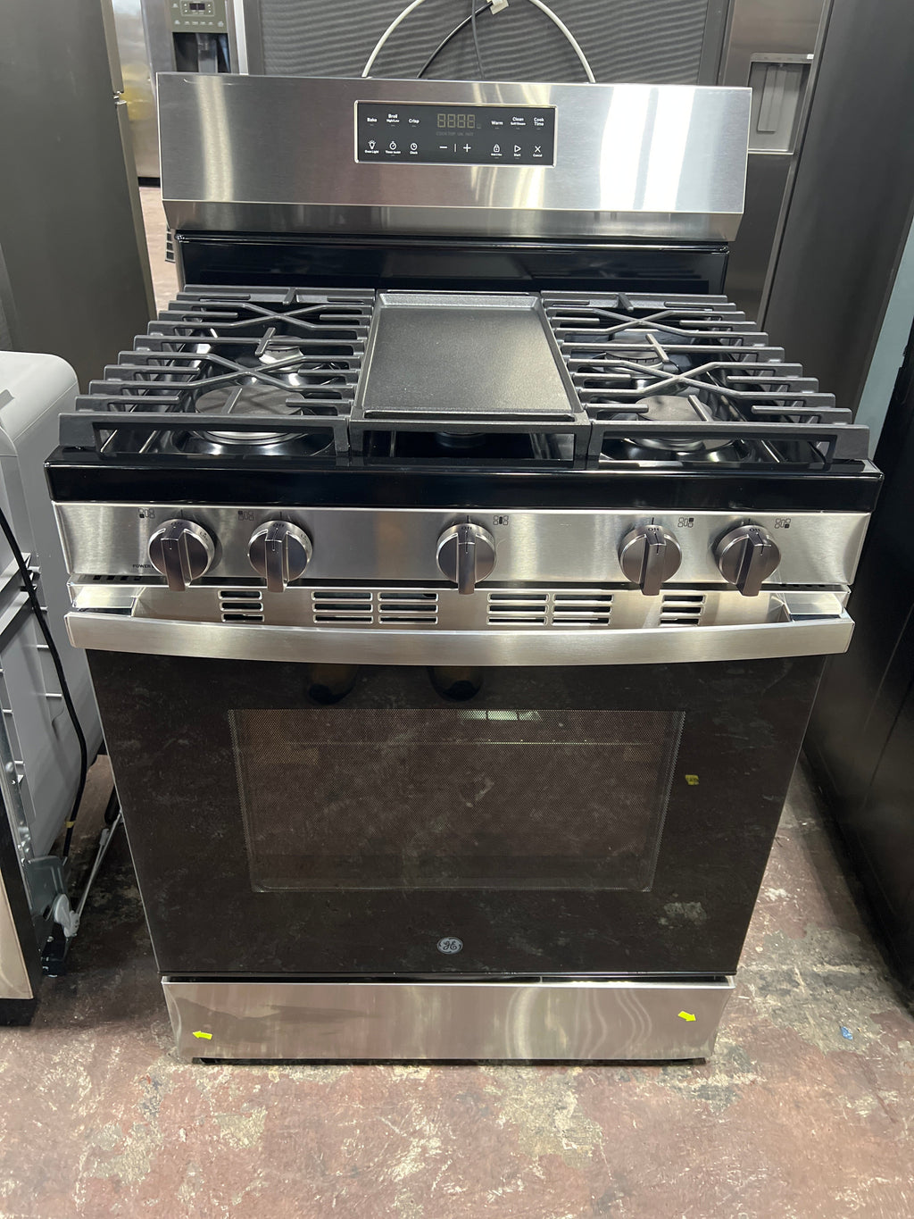 GE® 30" Free-Standing Gas Range with Crisp Mode