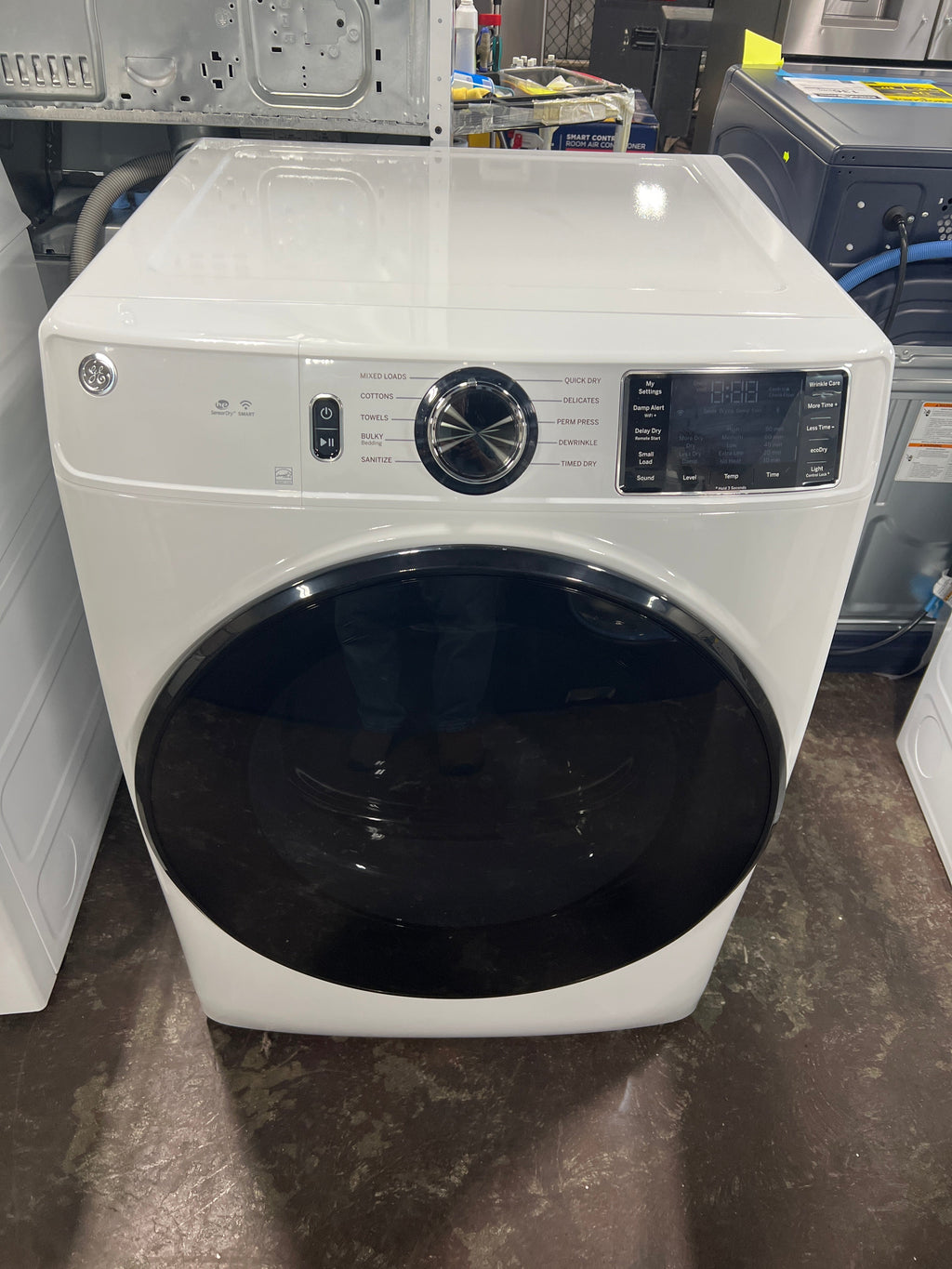 GE GE® ENERGY STAR® 7.8 cu. ft. Capacity Smart Front Load Electric Dryer with Sanitize Cycle