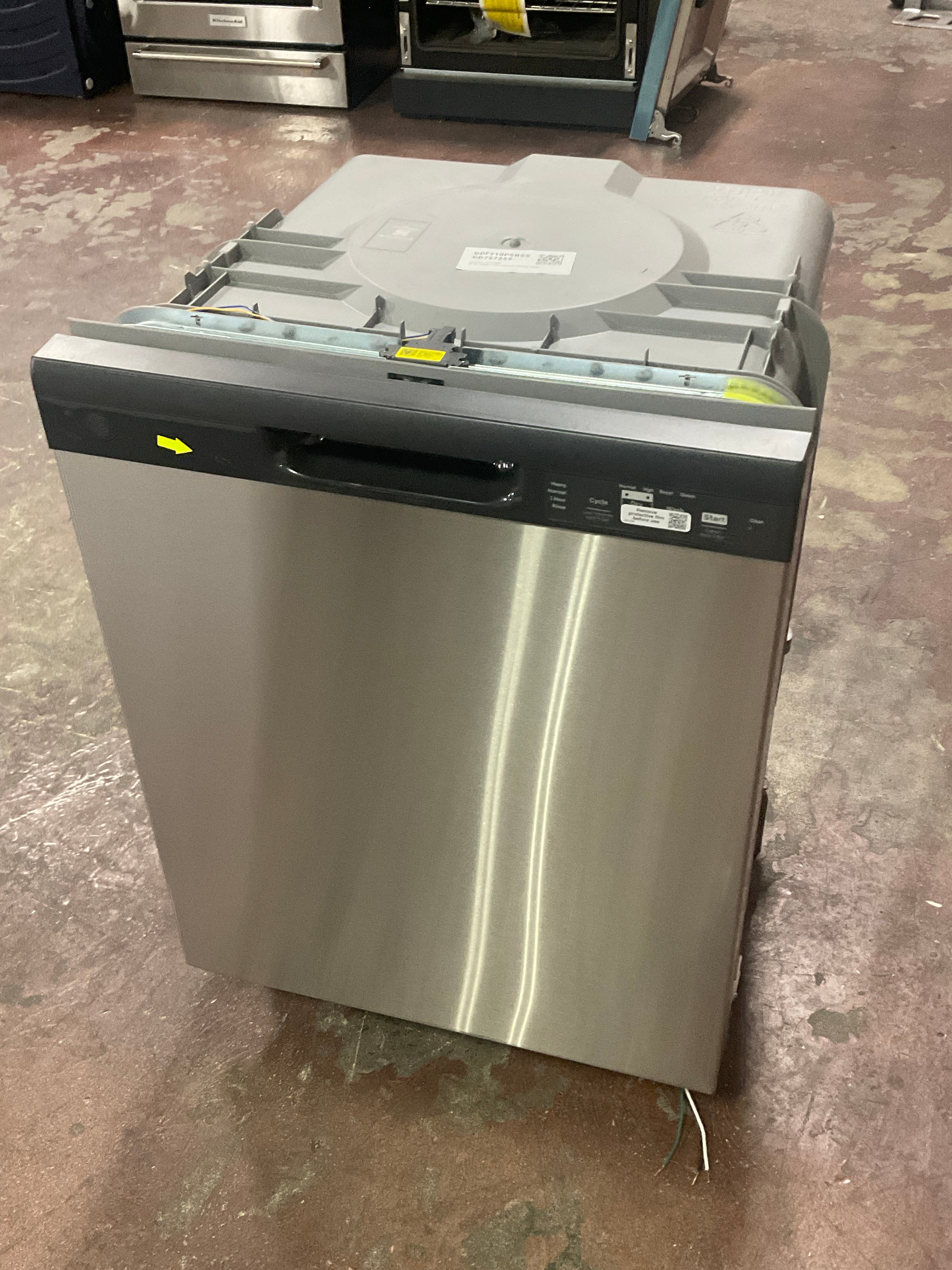 GE GE® ENERGY STAR® Dishwasher with Front Controls