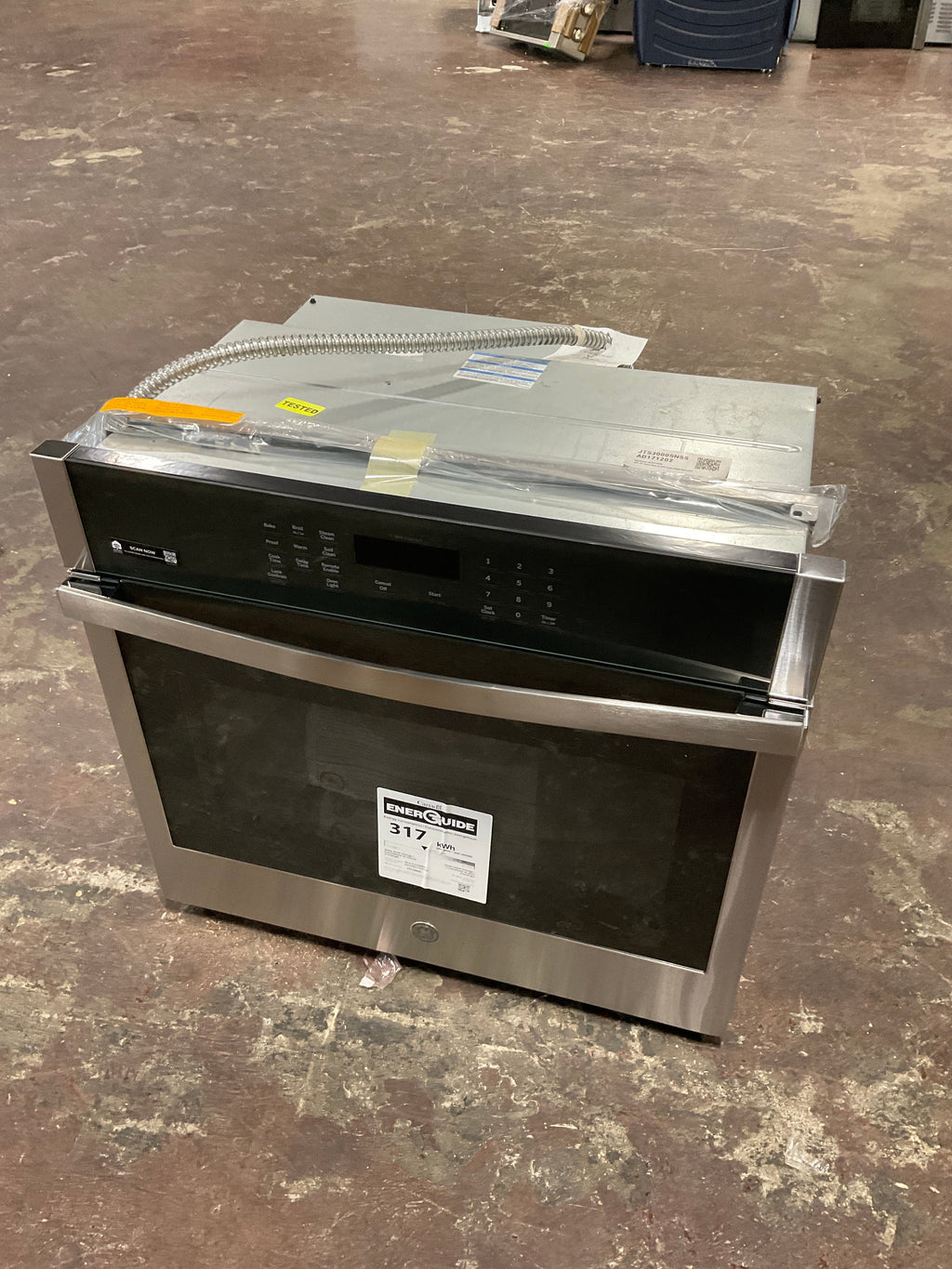 GE GE® 30" Smart Built-In Self-Clean Single Wall Oven
