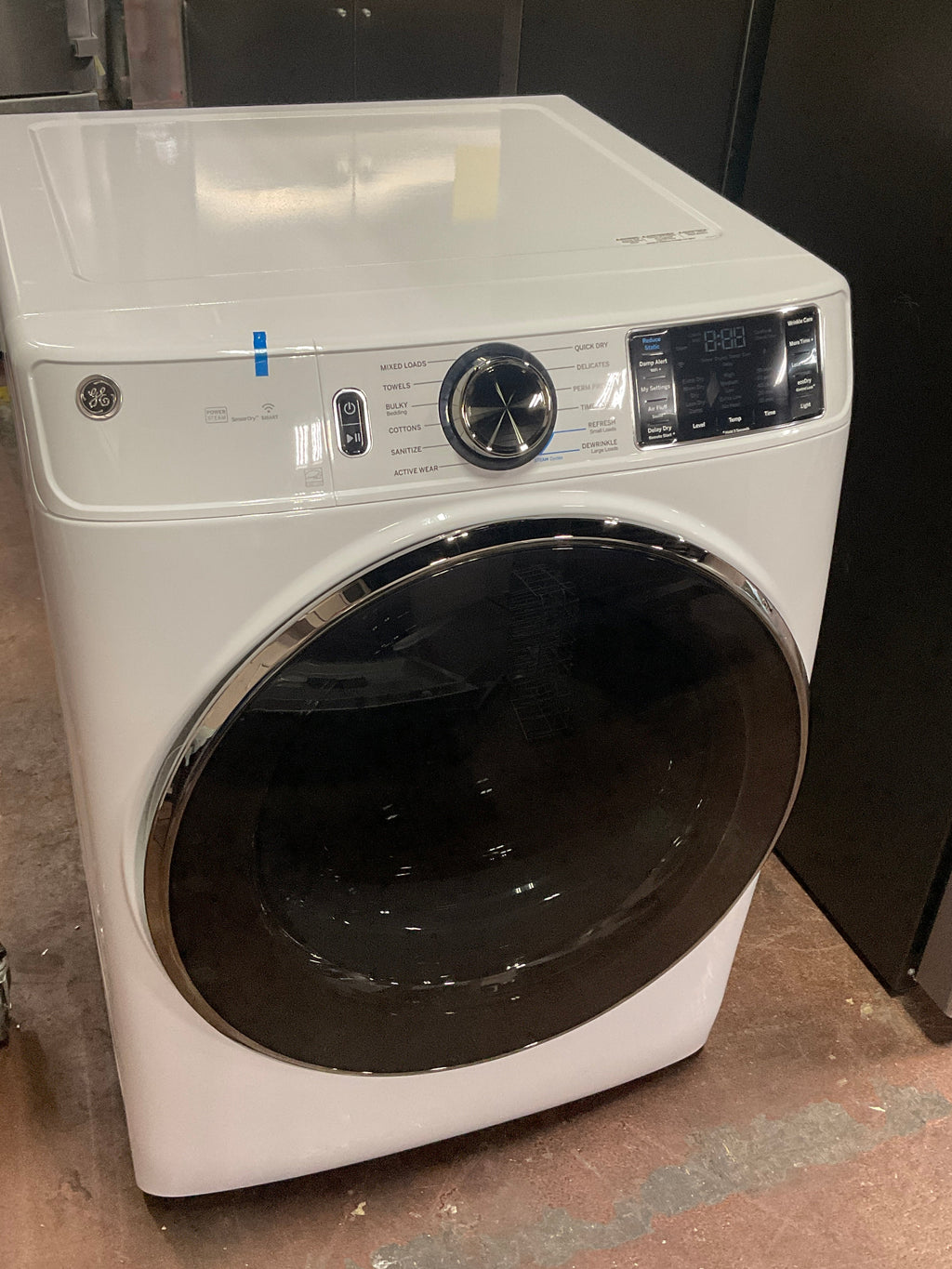 GE® ENERGY STAR® 7.8 cu. ft. Capacity Smart Front Load Electric Dryer with Steam and Sanitize Cycle