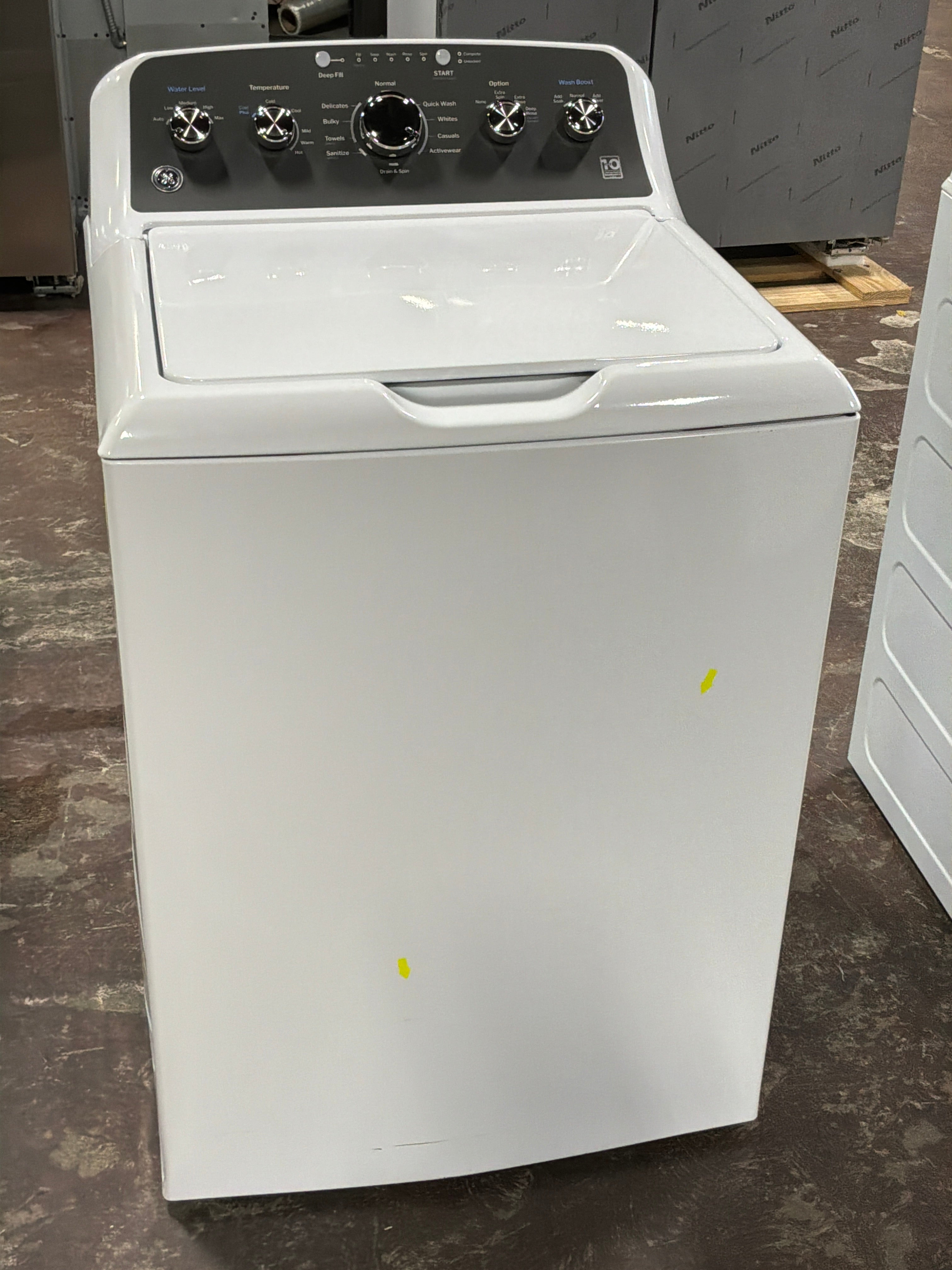 GE GE® 4.5 cu. ft. Capacity Washer with Stainless Steel Basket, Cold Plus and Wash Boost