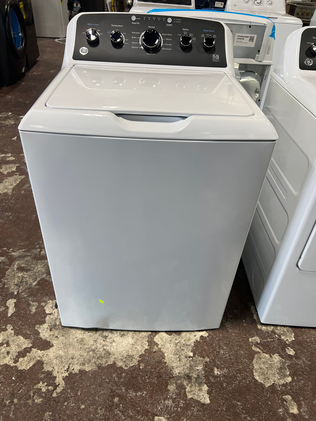 GE GE® 4.5 cu. ft. Capacity Washer with Stainless Steel Basket, Cold Plus and Wash Boost