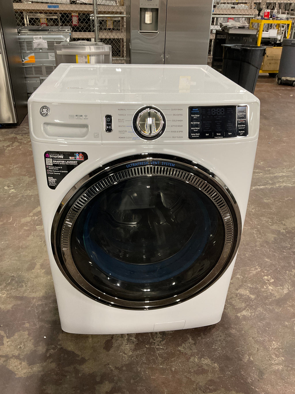 GE GE® ENERGY STAR® 5.0 cu. ft. Capacity Smart Front Load Steam Washer with SmartDispense™ UltraFresh Vent System with OdorBlock™ and Steam