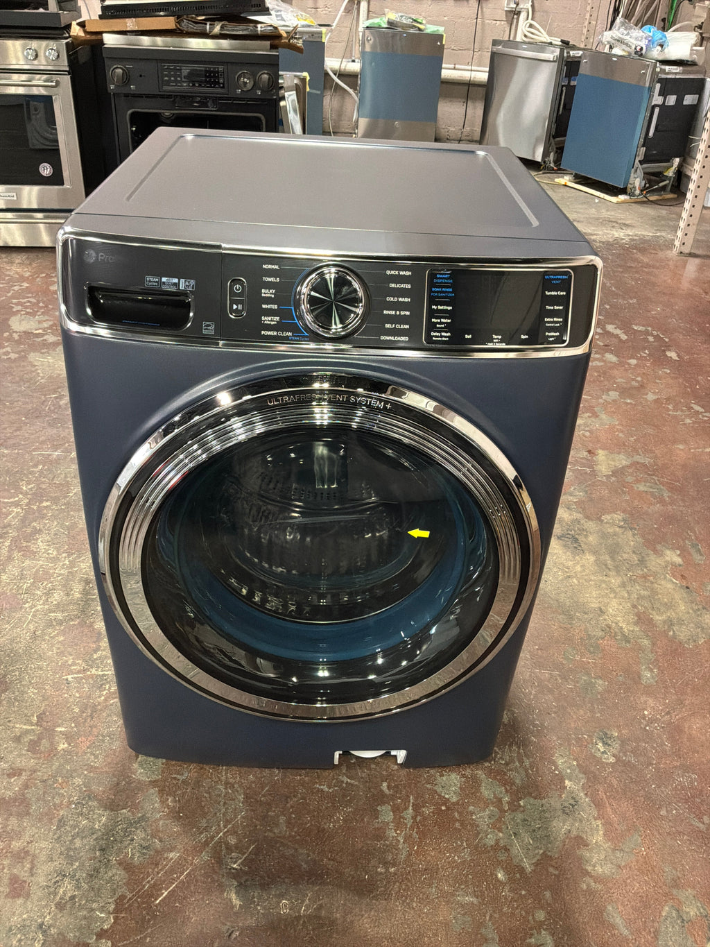 GE Profile™ 5.3 cu. ft. Capacity Smart Front Load ENERGY STAR® Washer with UltraFresh™ Vent System+ with OdorBlock™