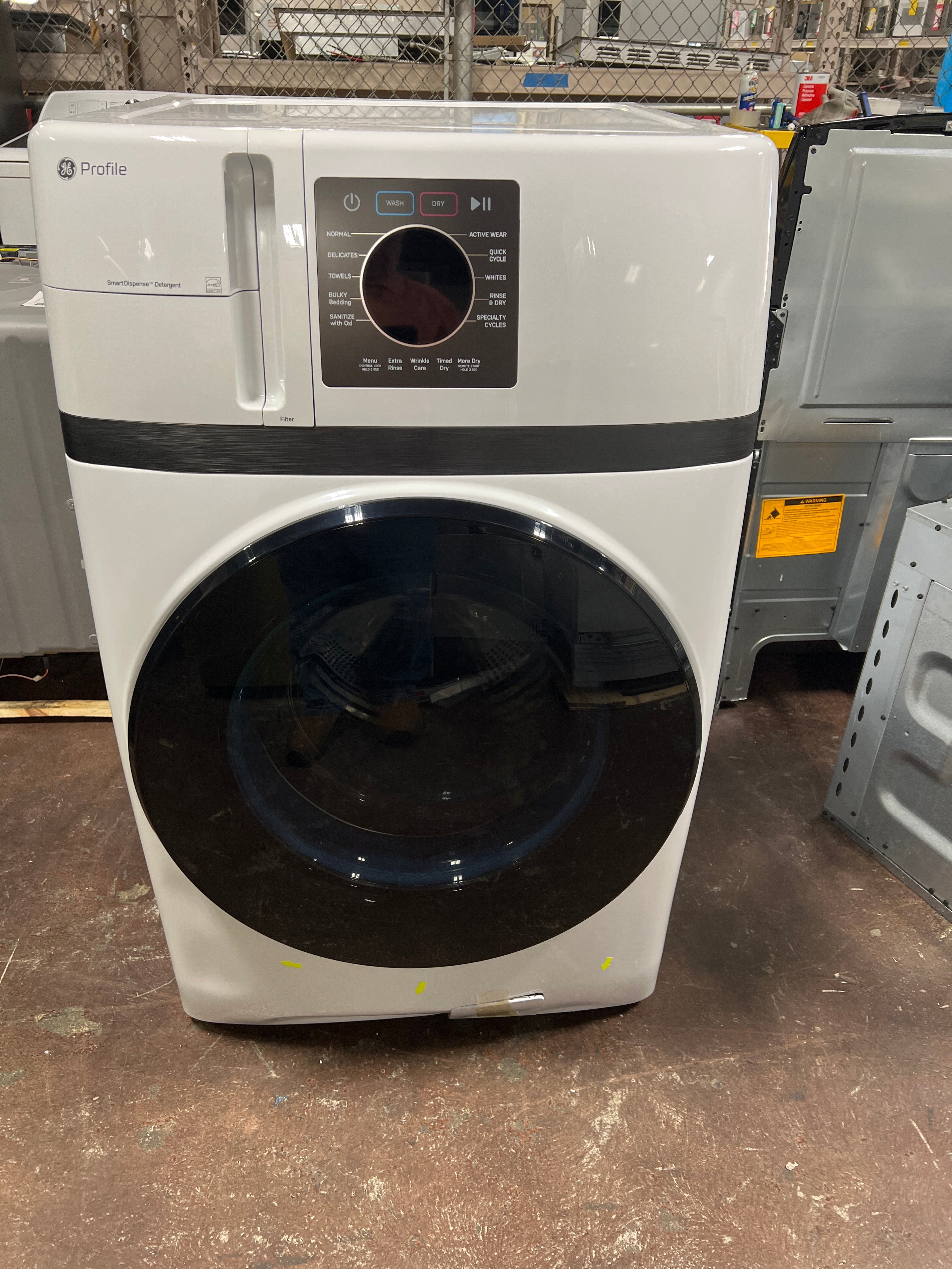 GE Profile™ ENERGY STAR® 4.6 cu. ft. Capacity UltraFast Combo with Ventless Inverter Heat Pump Technology Washer/Dryer