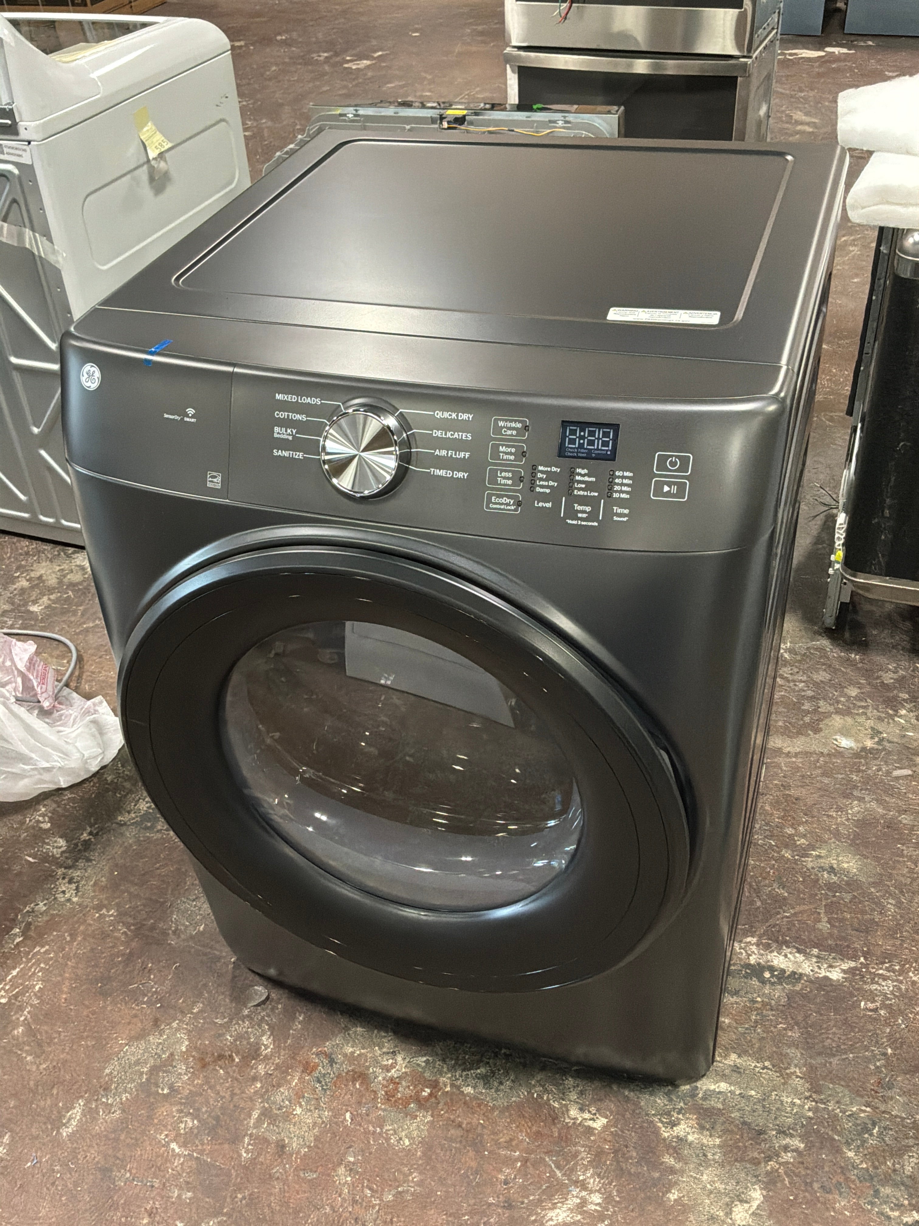 GE® ENERGY STAR® 7.8 cu. ft. Capacity Smart Front Load Electric Dryer