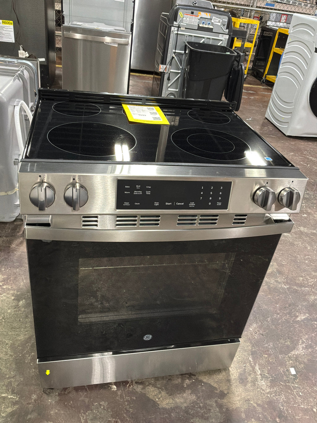 GE® ENERGY STAR® 30" Slide-In Electric Range with Crisp Mode