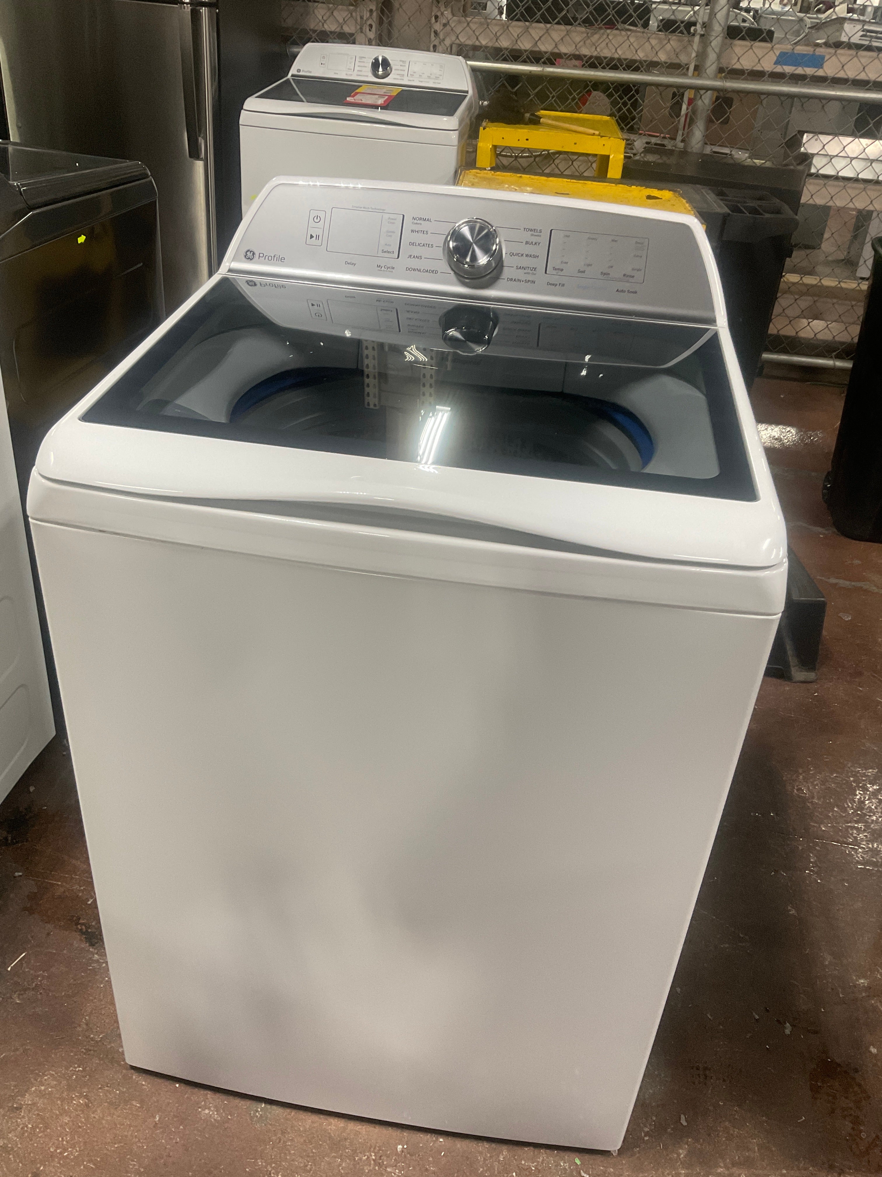GE Profile™ ENERGY STAR® 5.0 cu. ft. Capacity Washer with Smarter Wash Technology and FlexDispense™