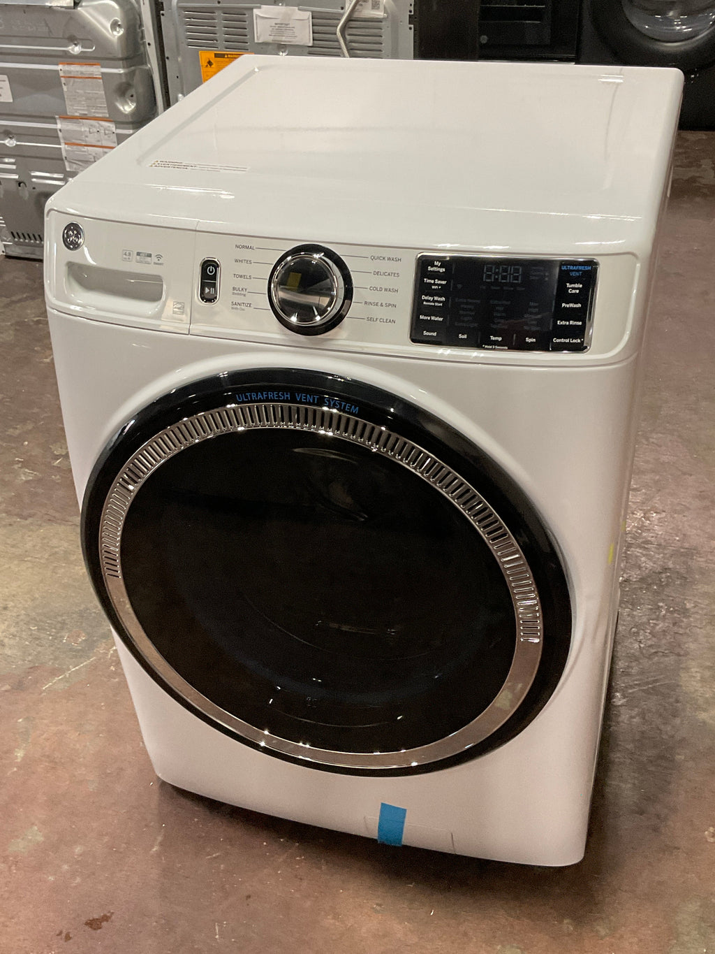 GE GE® ENERGY STAR 4.8 cu. ft. Capacity Smart Front Load ® Washer with UltraFresh Vent System with OdorBlock™ and Sanitize w/Oxi