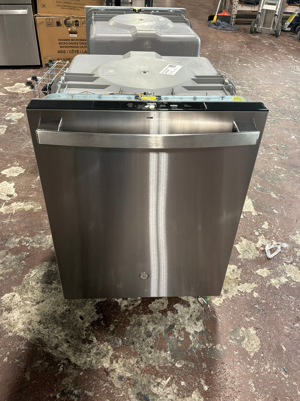 GE® ENERGY STAR® Top Control with Plastic Interior Dishwasher with Sanitize Cycle & Dry Boost