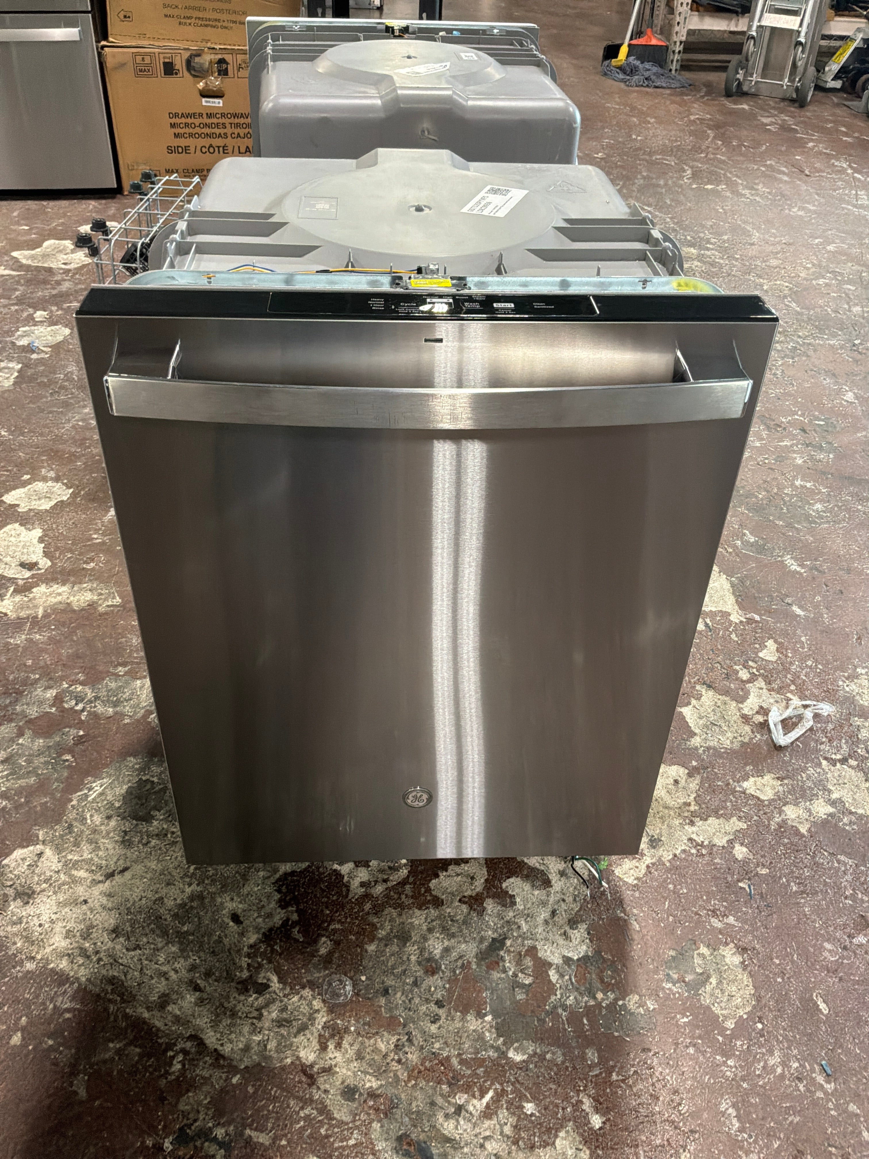GE® ENERGY STAR® Top Control with Plastic Interior Dishwasher with Sanitize Cycle & Dry Boost