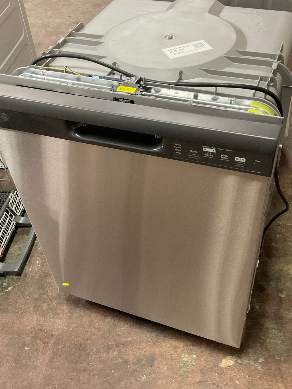 GE GE® ENERGY STAR® Dishwasher with Front Controls with Power Cord