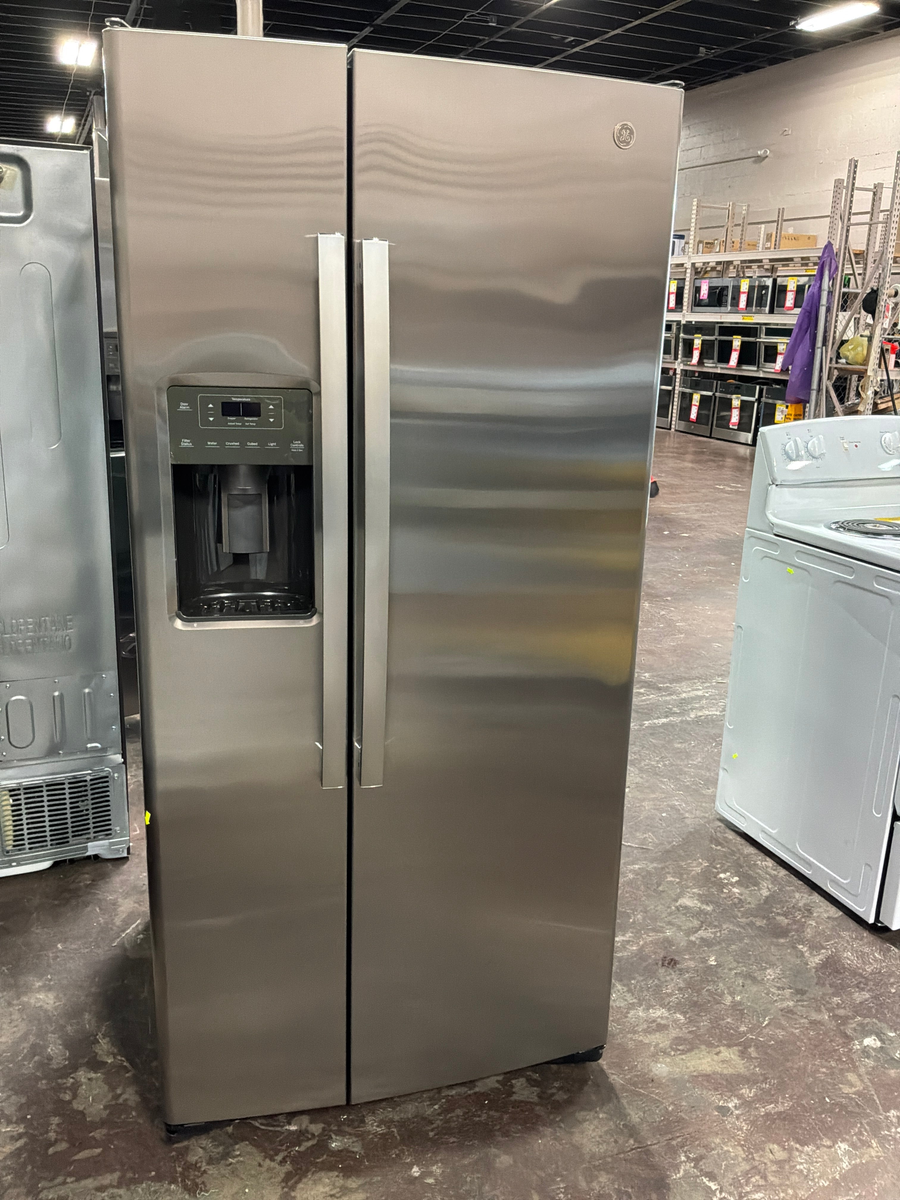 GE 23.0 Cu. Ft. Side-By-Side Refrigerator