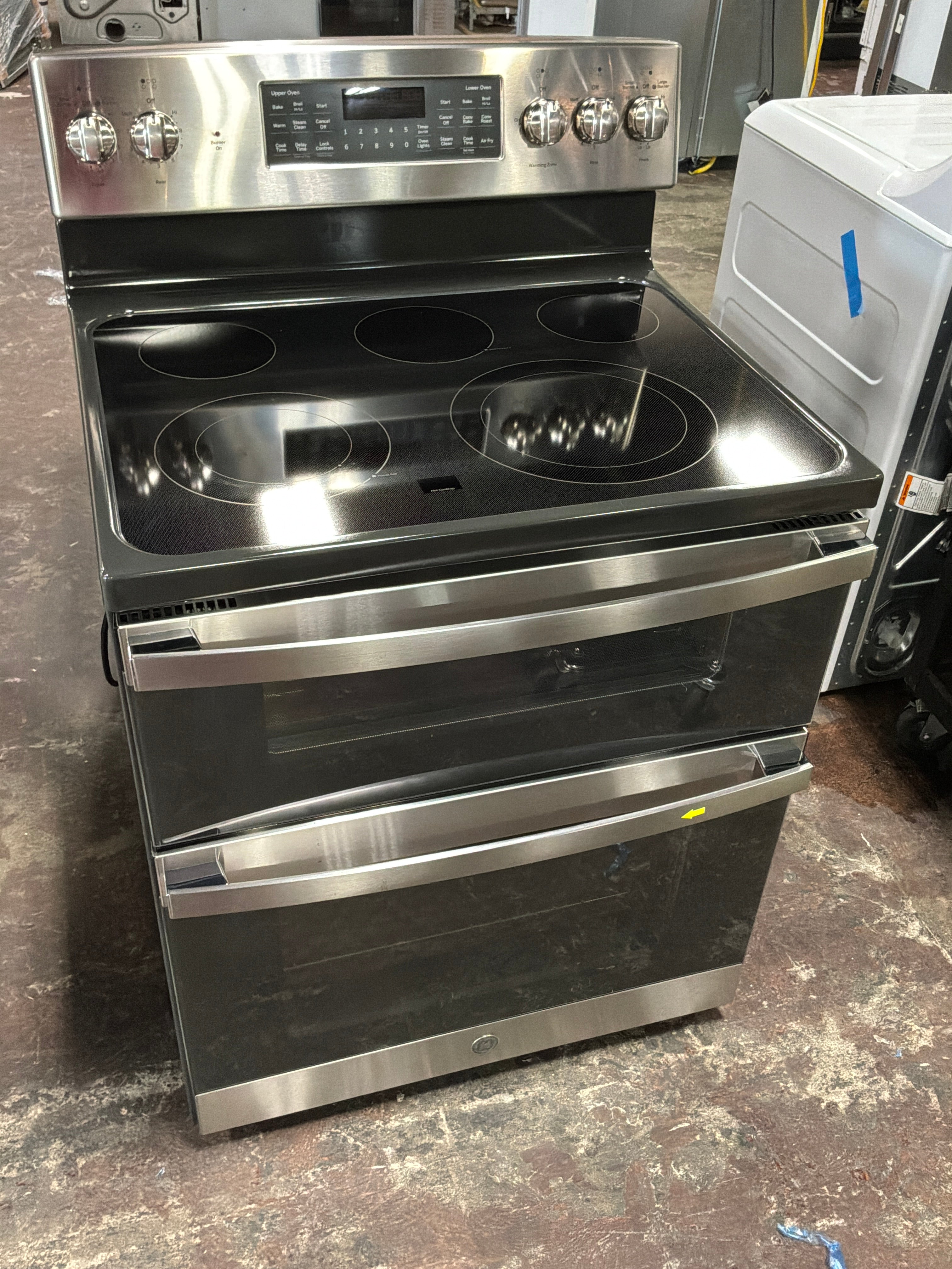 GE 30" Free-Standing Electric Double Oven Convection Range