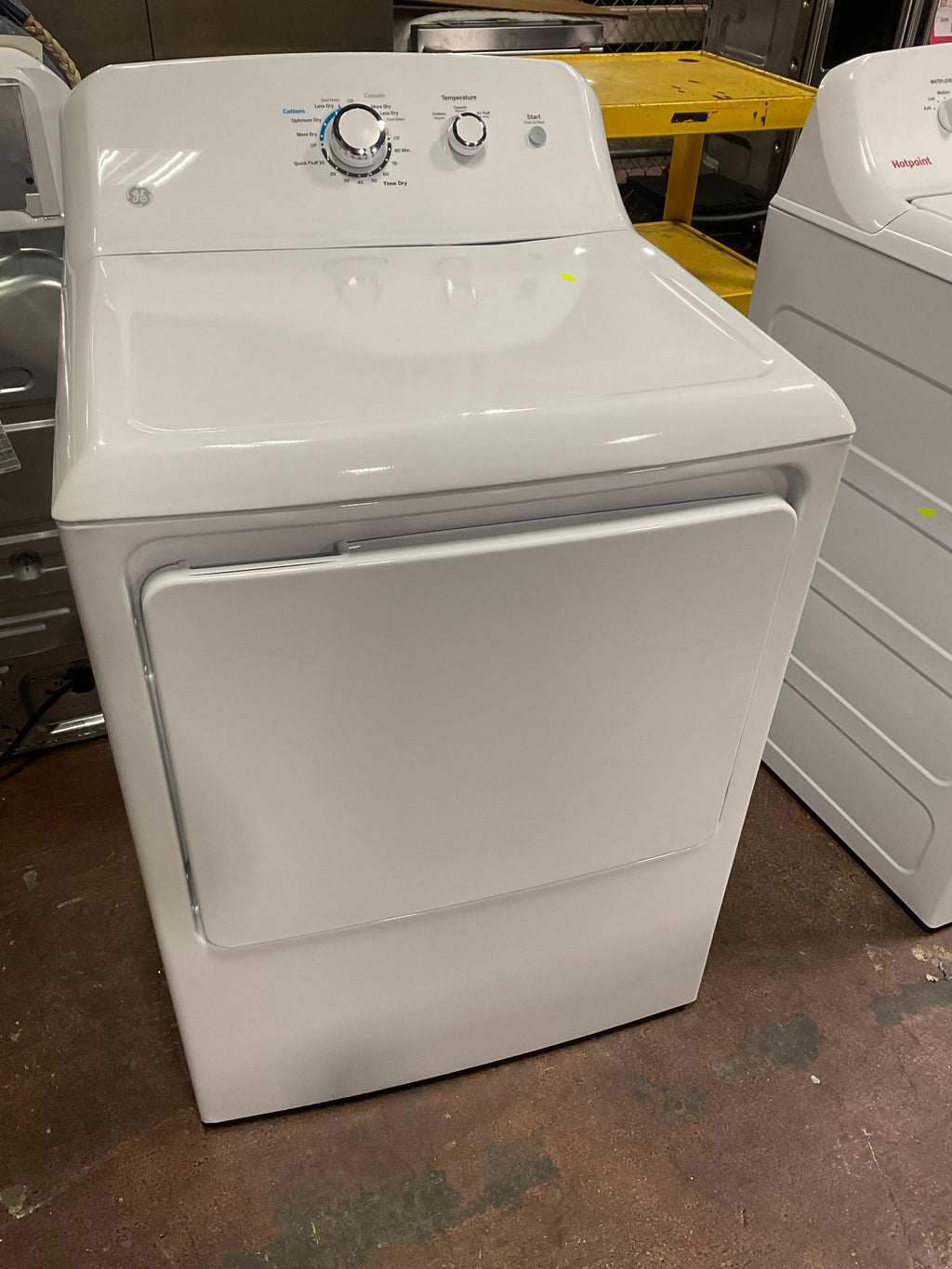 GE 6.2 cu. ft. Capacity Electric Dryer with Up To 120 ft. Venting and Shallow Depth