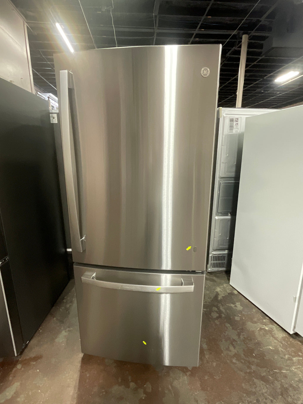 GE® ENERGY STAR® 21.0 Cu. Ft. Bottom-Freezer Refrigerator
