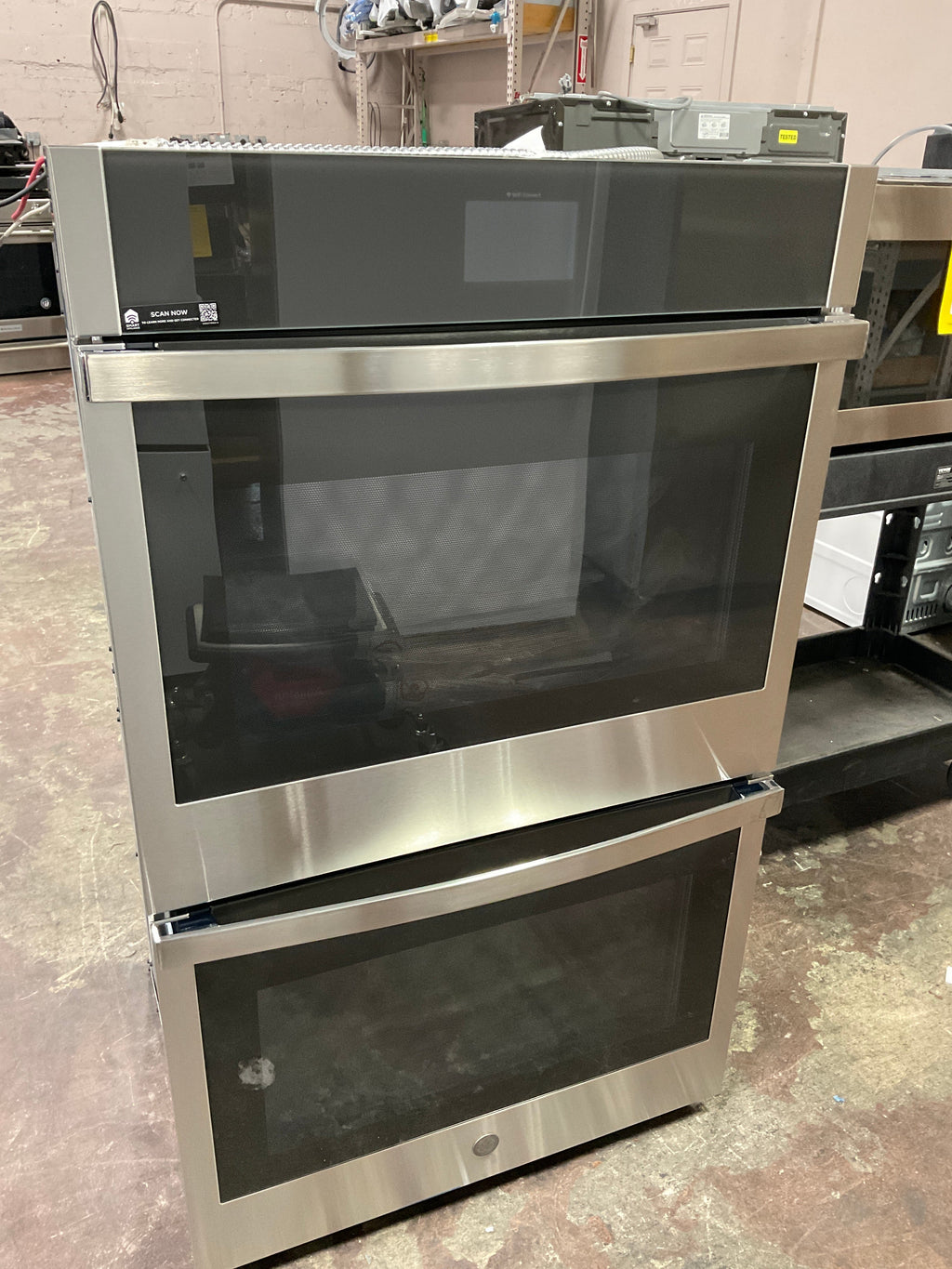 GE GE® 30" Smart Built-In Self-Clean Convection Double Wall Oven with No Preheat Air Fry