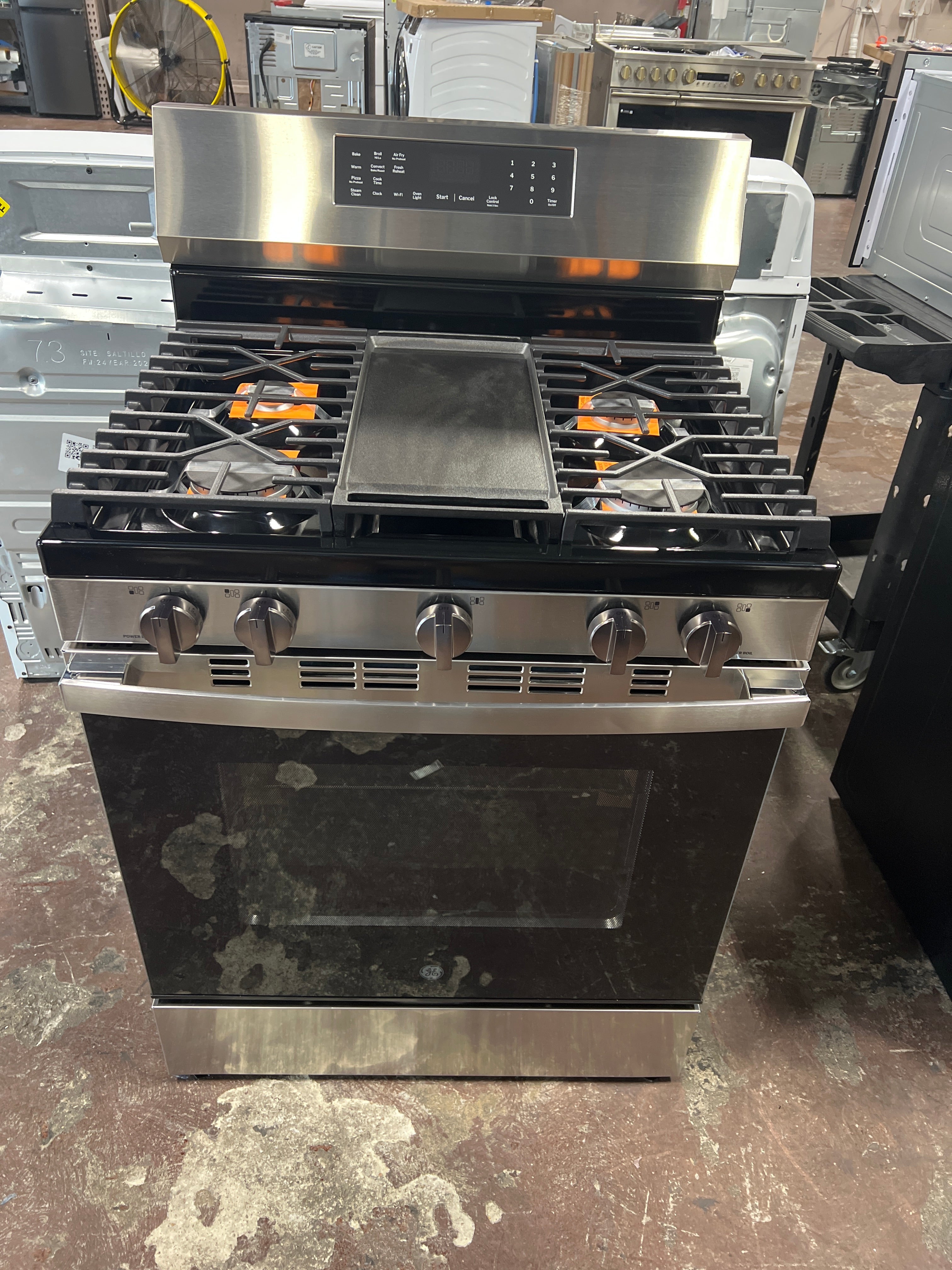 GE® 30" Free-Standing Gas Convection Range with No Preheat Air Fry and EasyWash™ Oven Tray
