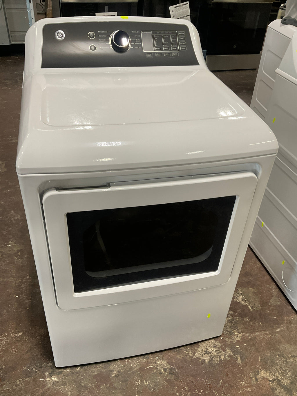 GE GE® 7.4 cu. ft. Capacity Electric Dryer with Up To 120 ft. Venting and Sensor Dry