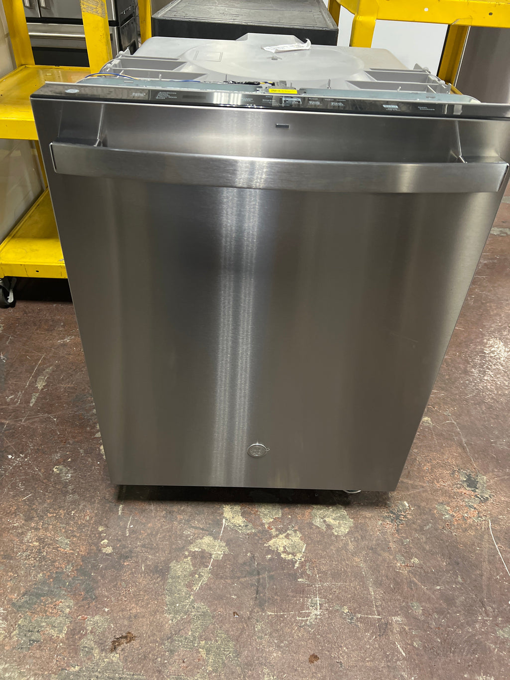 GE® ENERGY STAR® Top Control with Plastic Interior Dishwasher with Sanitize Cycle & Dry Boost