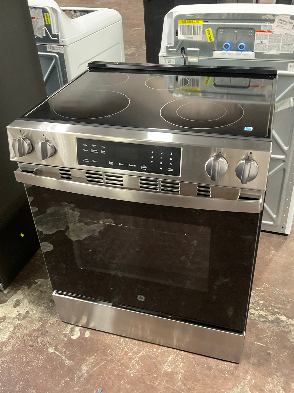 GE® ENERGY STAR® 30" Slide-In Electric Range with Crisp Mode