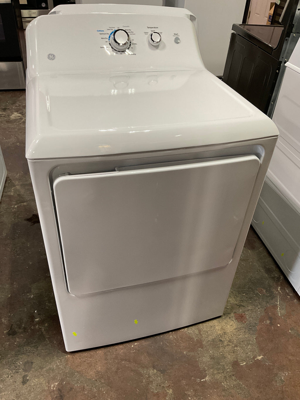 GE 6.2 cu. ft. Capacity Electric Dryer with Up To 120 ft. Venting and Shallow Depth