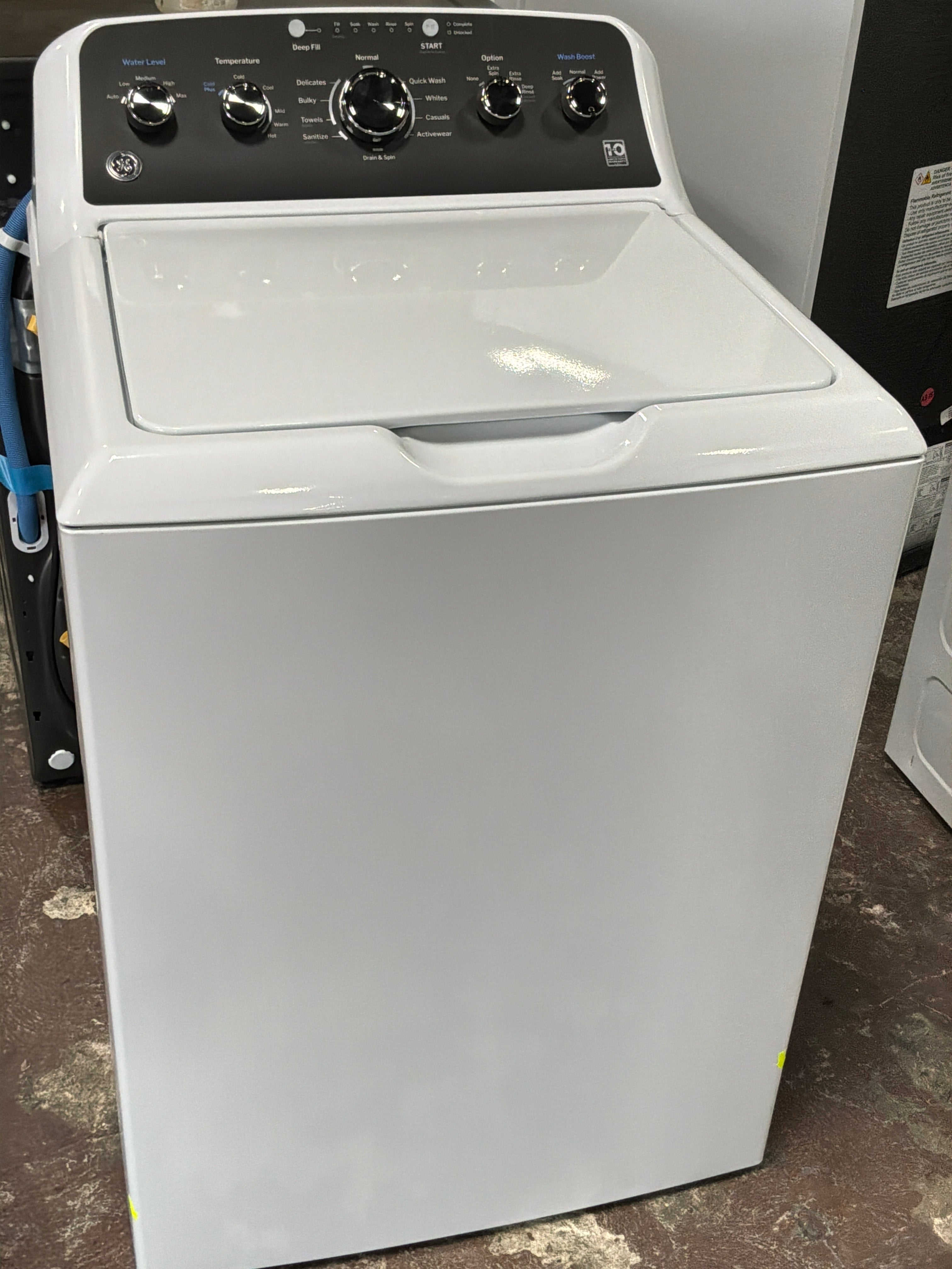 GE GE® 4.5 cu. ft. Capacity Washer with Stainless Steel Basket, Cold Plus and Wash Boost
