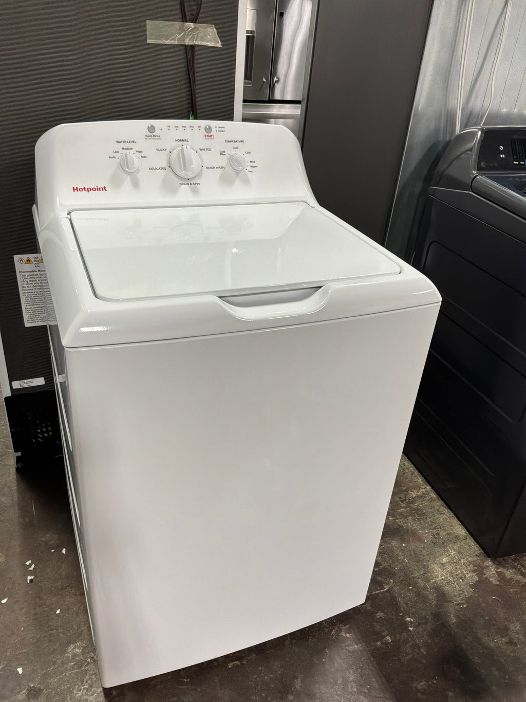 Hotpoint® 4.0 cu. ft. Capacity Washer with Stainless Steel Basket,Cold Plus and Water Level Control