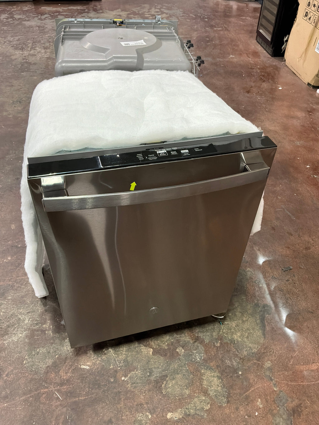GE GE® ENERGY STAR® Top Control with Plastic Interior Dishwasher with Sanitize Cycle & Dry Boost