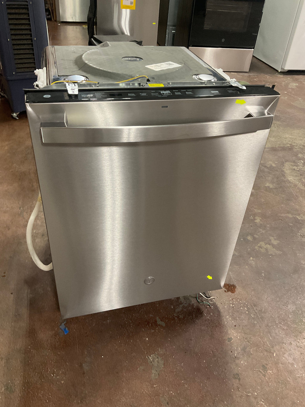 GE GE® ENERGY STAR® Top Control with Plastic Interior Dishwasher with Sanitize Cycle & Dry Boost